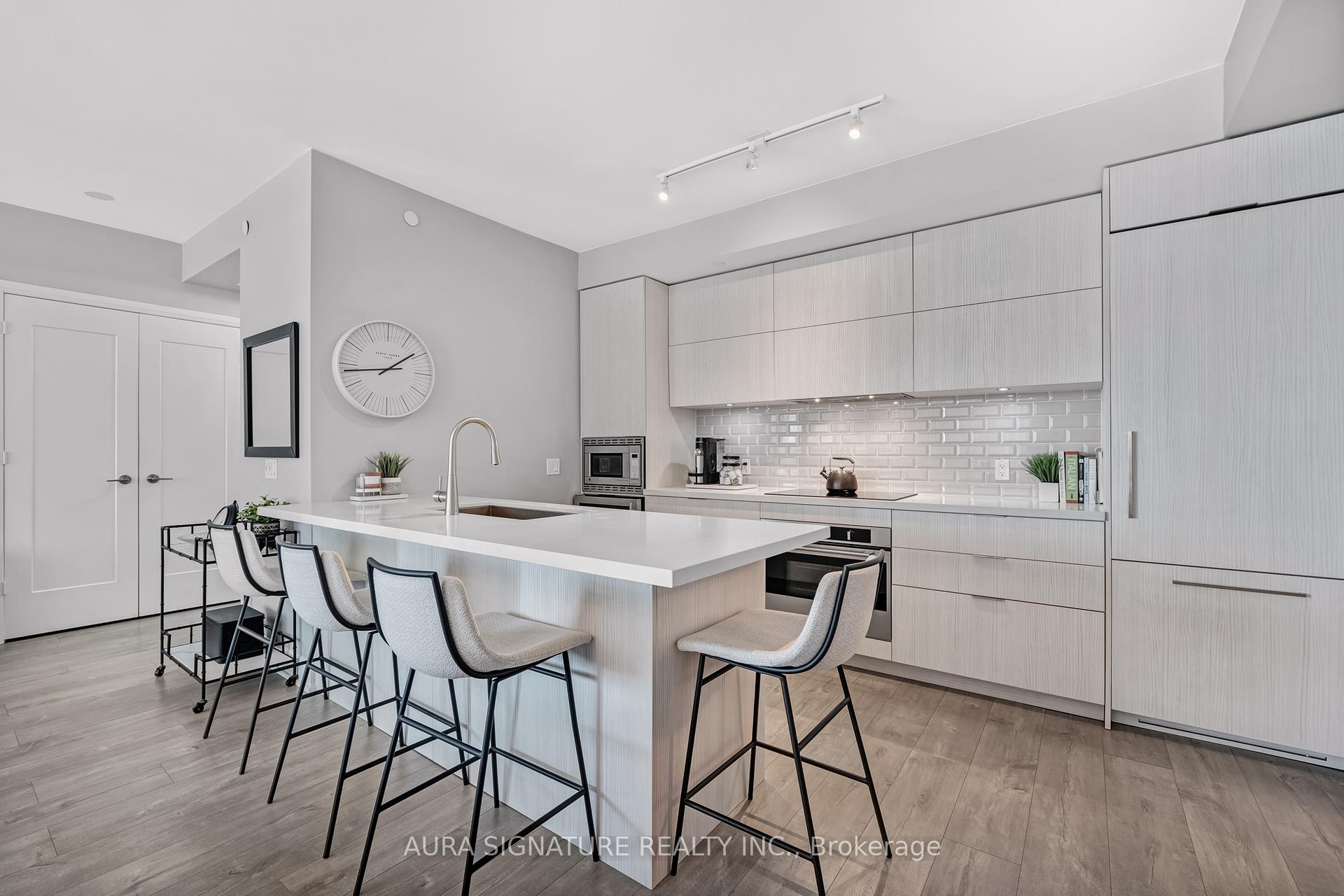 Photo 17 of Unit 901, 110 Marine Parade Drive, Etobicoke, Mimico — HOMEH