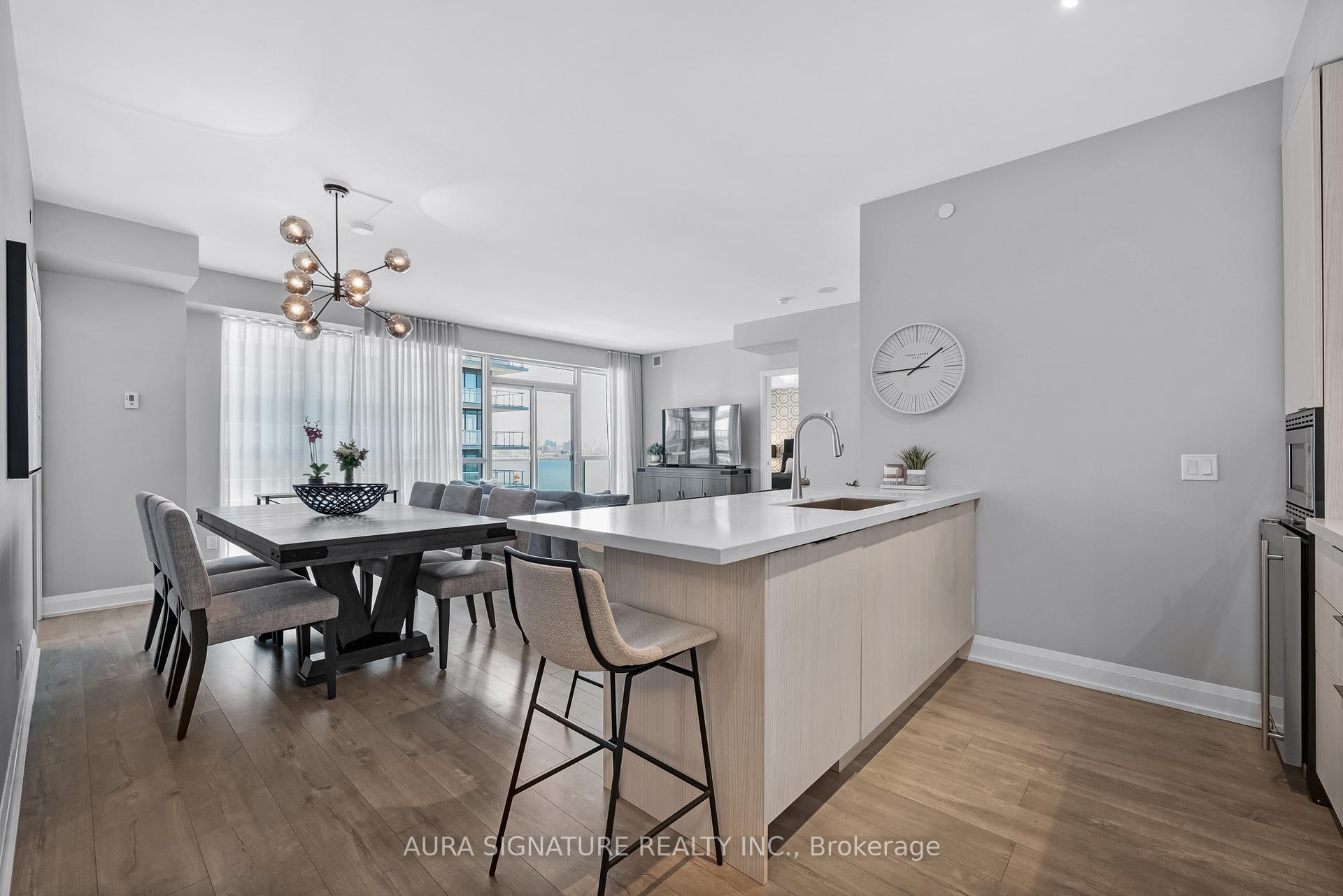 Photo 20 of Unit 901, 110 Marine Parade Drive, Etobicoke, Mimico — HOMEH