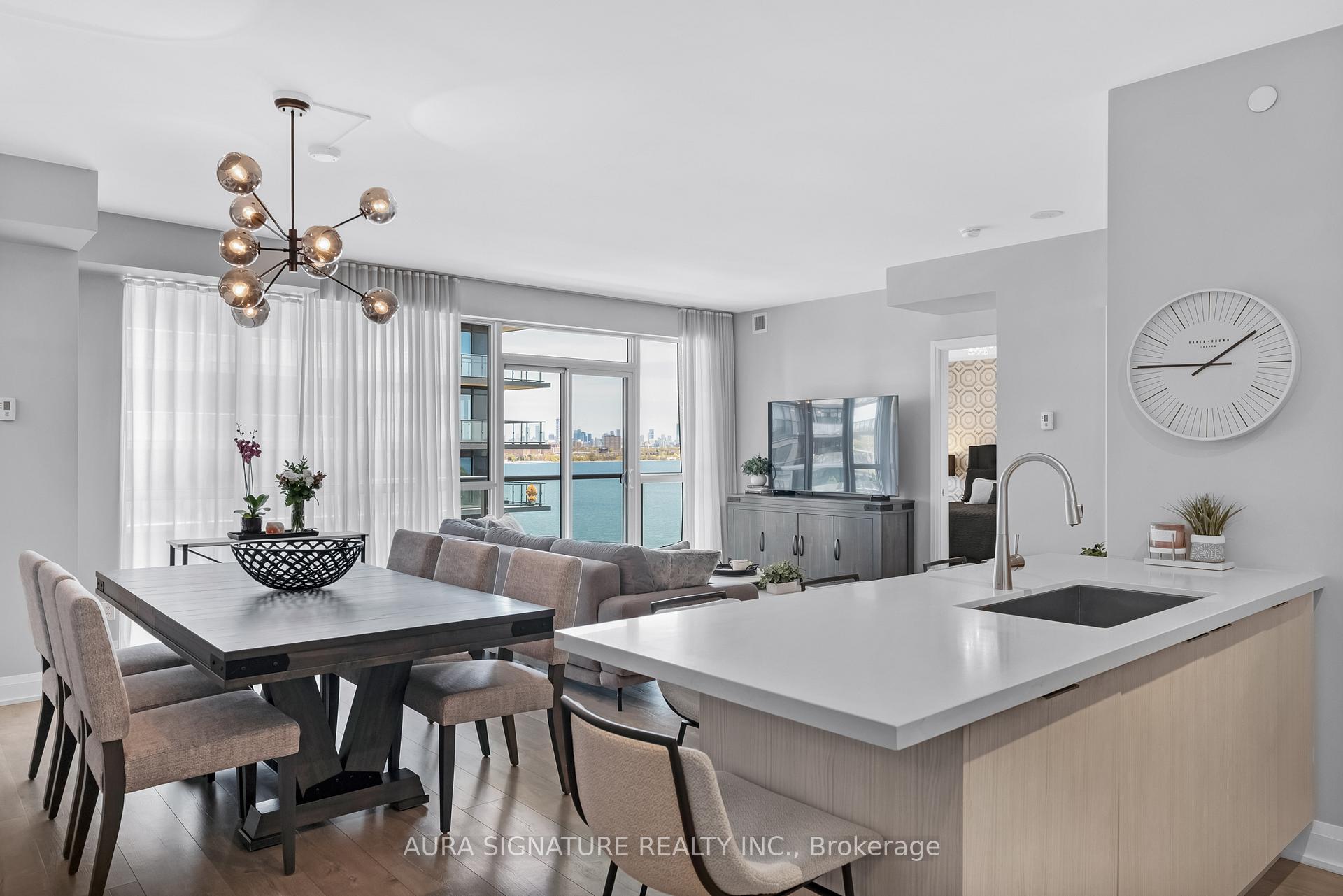 Photo 21 of Unit 901, 110 Marine Parade Drive, Etobicoke, Mimico — HOMEH