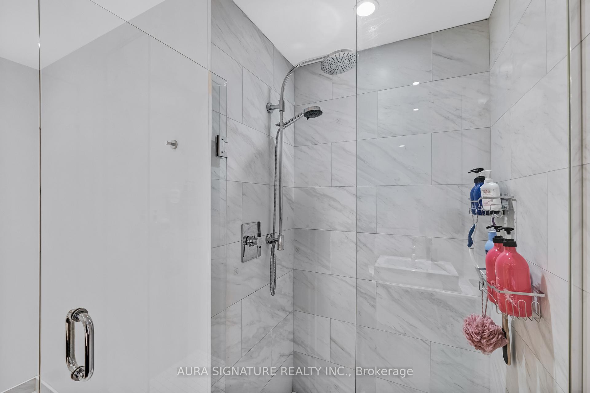 Photo 27 of Unit 901, 110 Marine Parade Drive, Etobicoke, Mimico — HOMEH