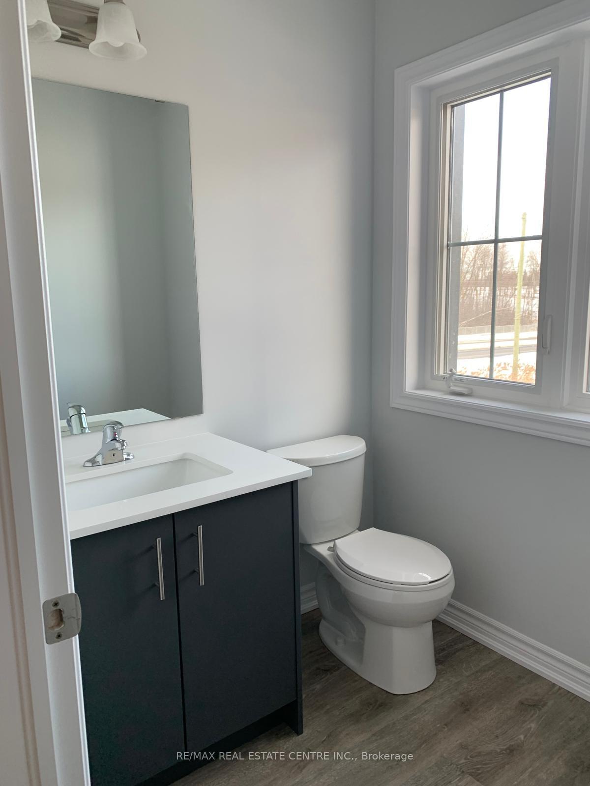 Photo 6 of Unit 35, 124 Compass Trail, Cambridge, Preston Heights — HOMEH