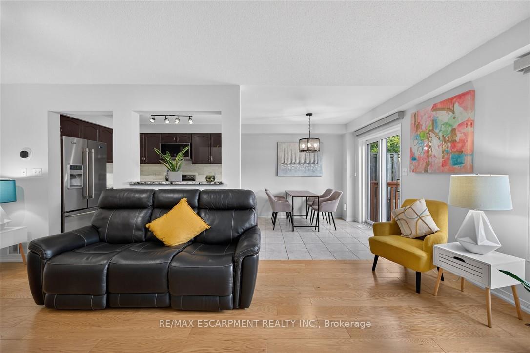 Photo 8 of Unit 30, 485 Green Road, Hamilton, Stoney Creek — HOMEH