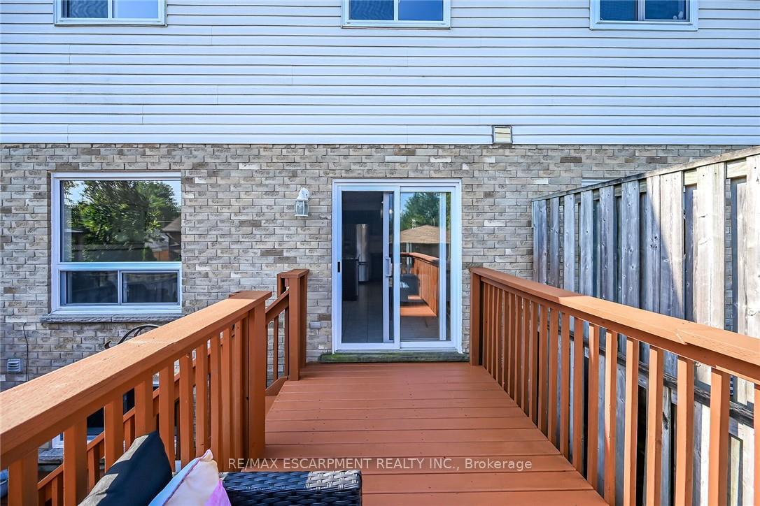 Photo 37 of Unit 30, 485 Green Road, Hamilton, Stoney Creek — HOMEH