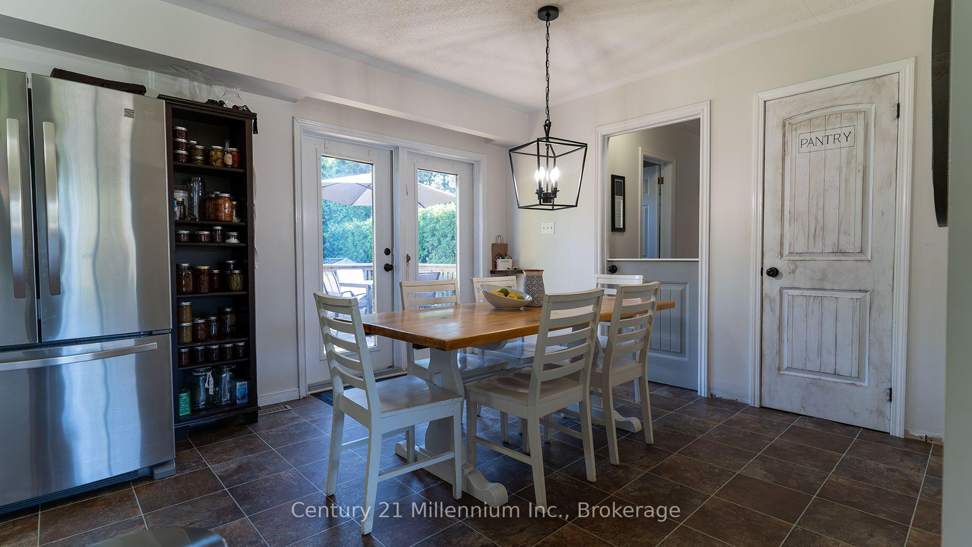 Photo 5 of 5 Mckean Boulevard, Clearview, Nottawa — HOMEH