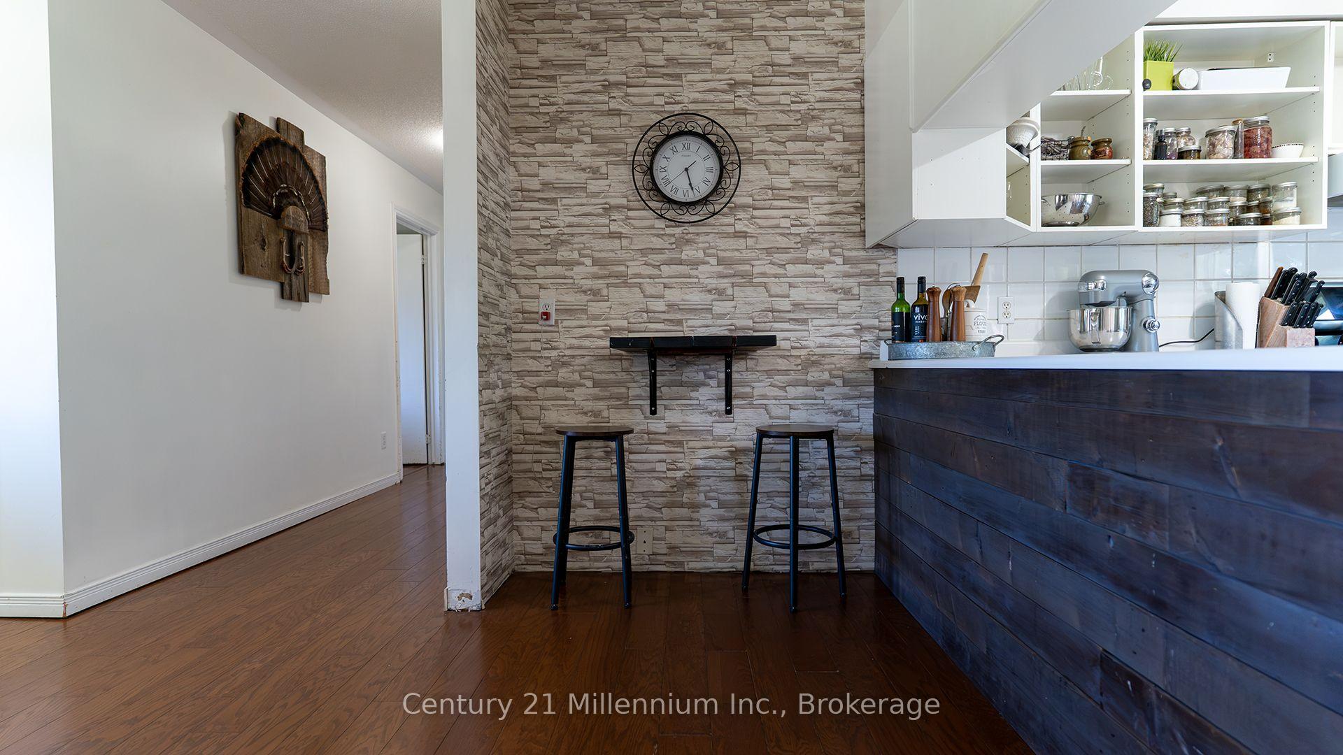 Photo 6 of 5 Mckean Boulevard, Clearview, Nottawa — HOMEH