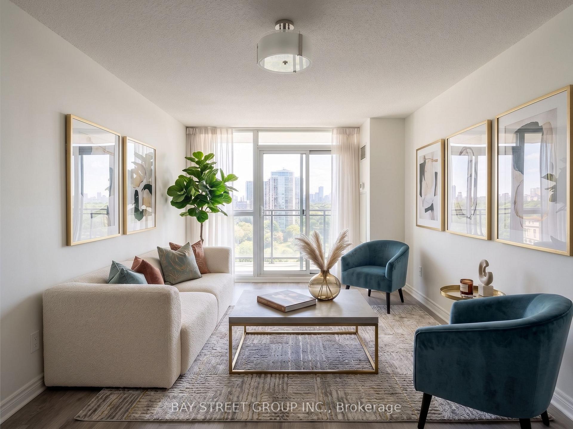 Photo 4 of Unit 906, 25 Lower Simcoe Street, Toronto, Waterfront Communities — HOMEH