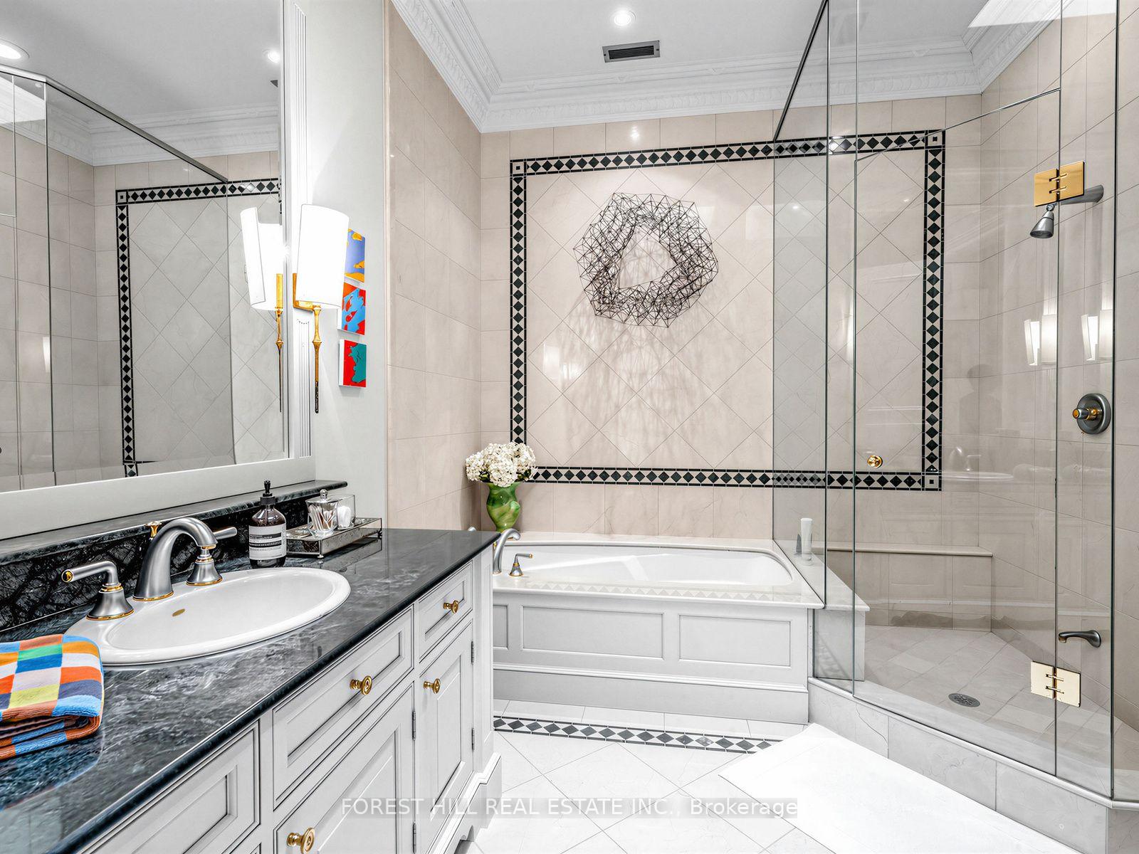 Photo 32 of 105 Dunvegan Road, Toronto, Forest Hill South — HOMEH