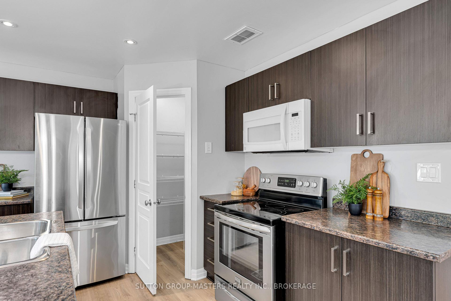 Photo 16 of 1209 Carfa Crescent, Kingston, City Northwest — HOMEH