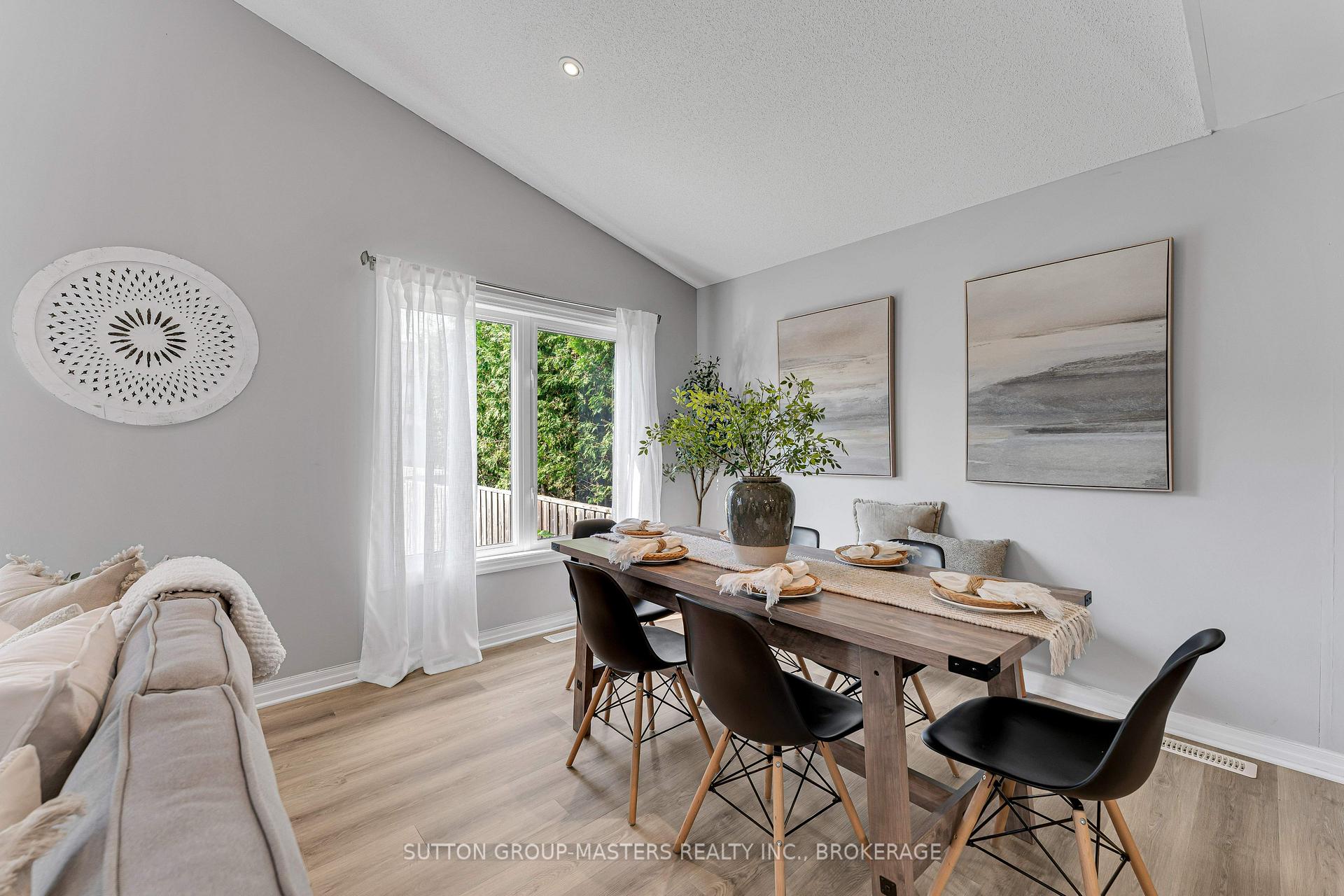 Photo 17 of 1209 Carfa Crescent, Kingston, City Northwest — HOMEH