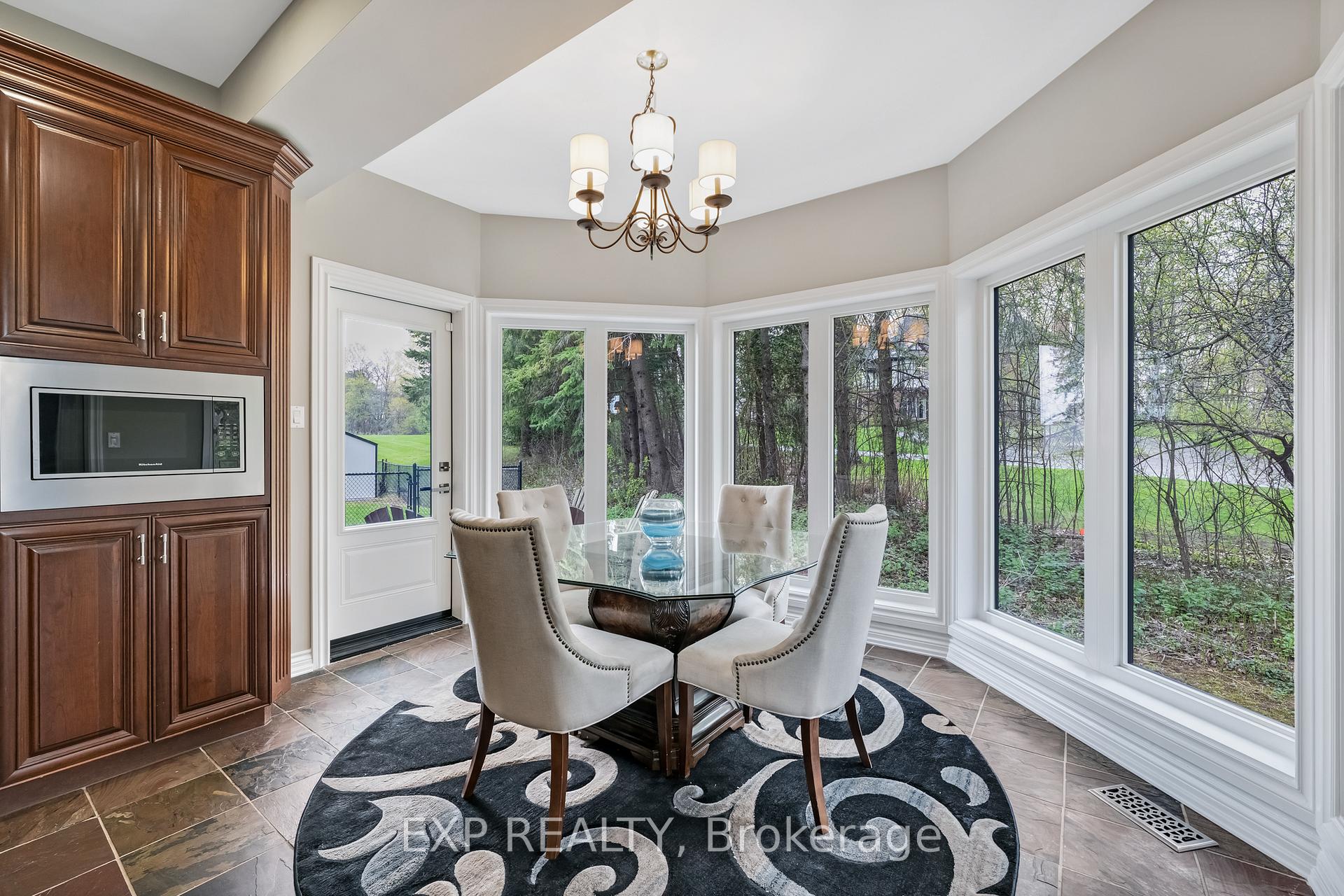 Photo 11 of 15 Jarvis Avenue, Aurora, Aurora Estates — HOMEH