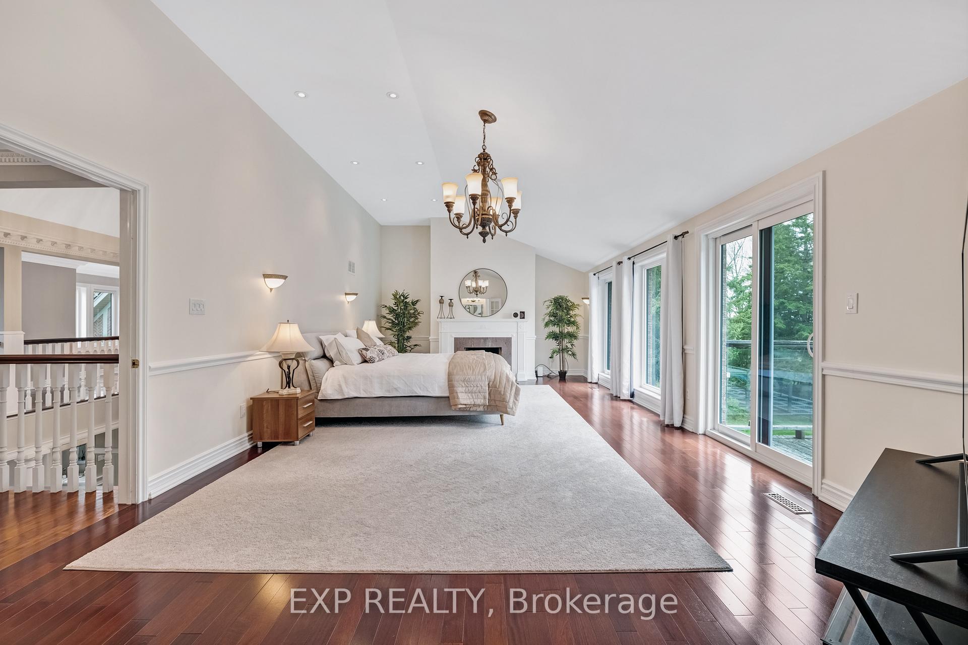Photo 13 of 15 Jarvis Avenue, Aurora, Aurora Estates — HOMEH