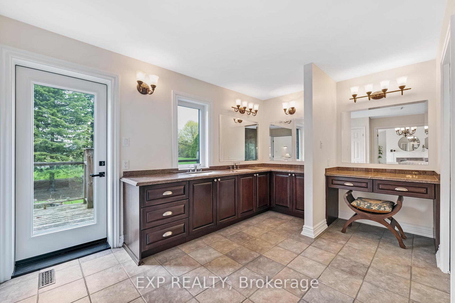 Photo 15 of 15 Jarvis Avenue, Aurora, Aurora Estates — HOMEH