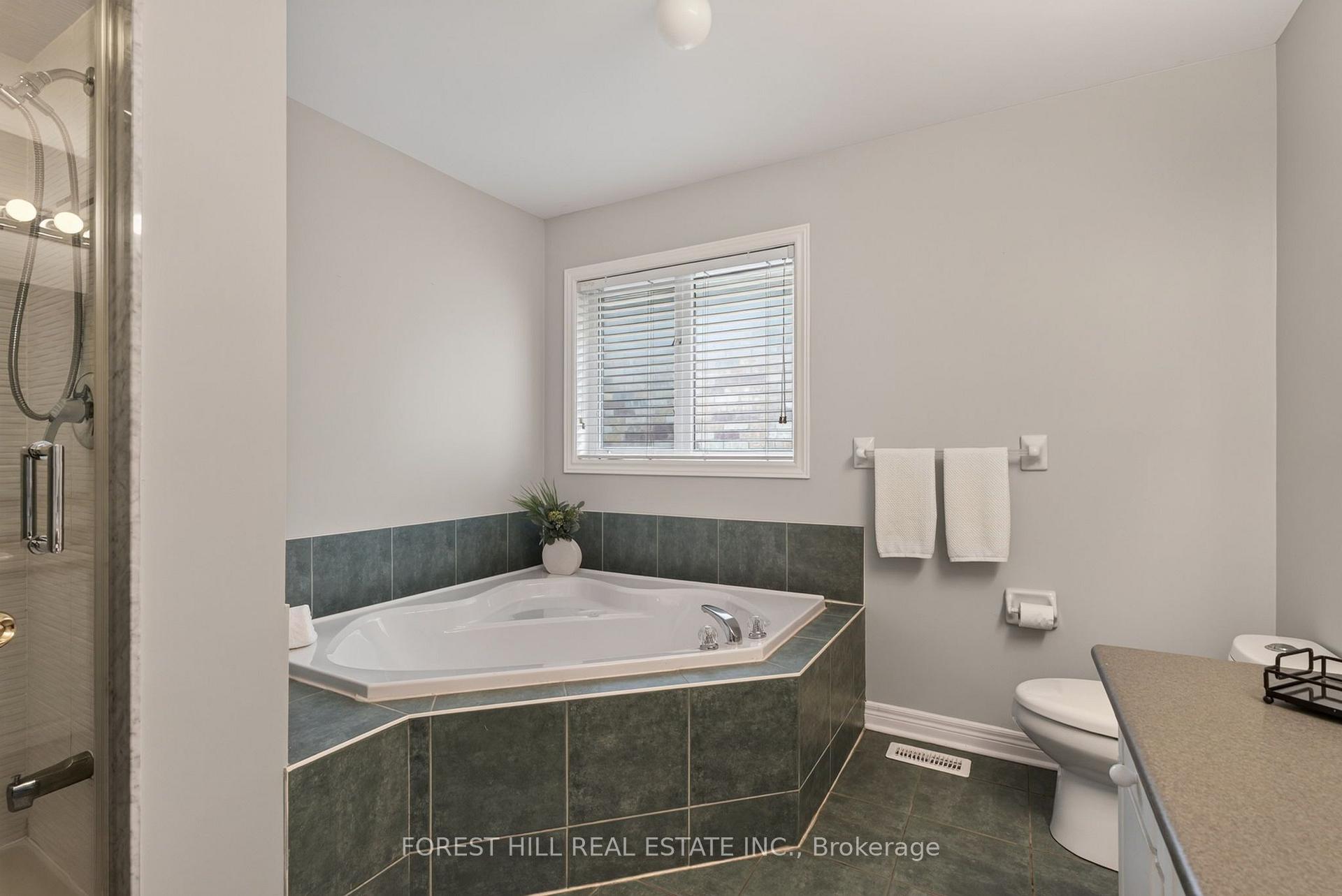 Photo 18 of 2 Foxfield Crescent, Vaughan, Patterson — HOMEH