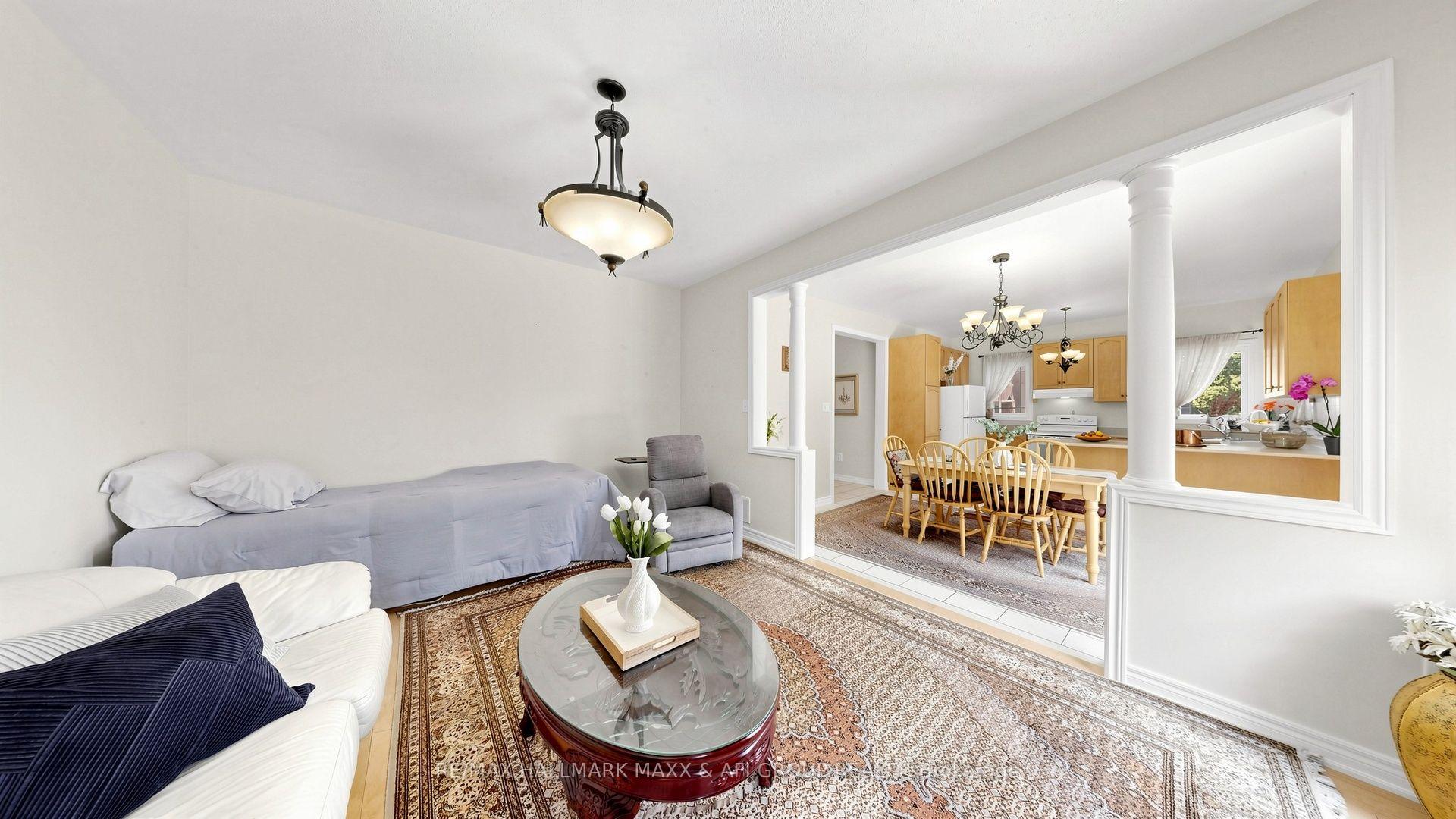 Photo 9 of 33 Amethyst Drive, Richmond Hill, Rouge Woods — HOMEH