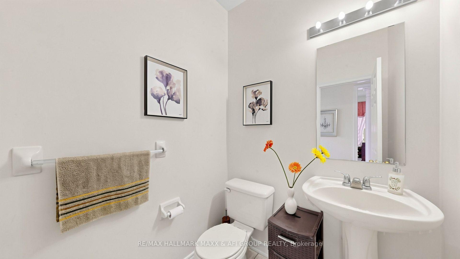 Photo 18 of 33 Amethyst Drive, Richmond Hill, Rouge Woods — HOMEH