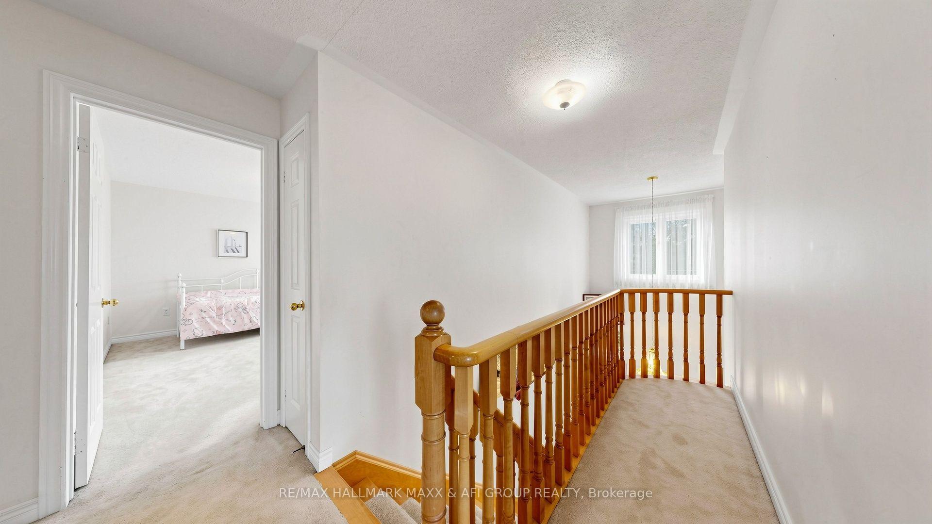 Photo 21 of 33 Amethyst Drive, Richmond Hill, Rouge Woods — HOMEH