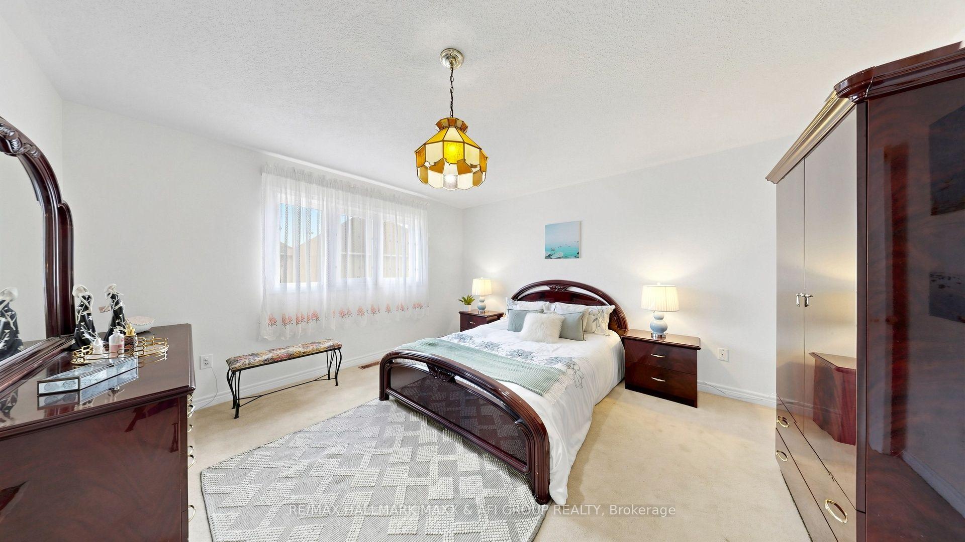 Photo 22 of 33 Amethyst Drive, Richmond Hill, Rouge Woods — HOMEH