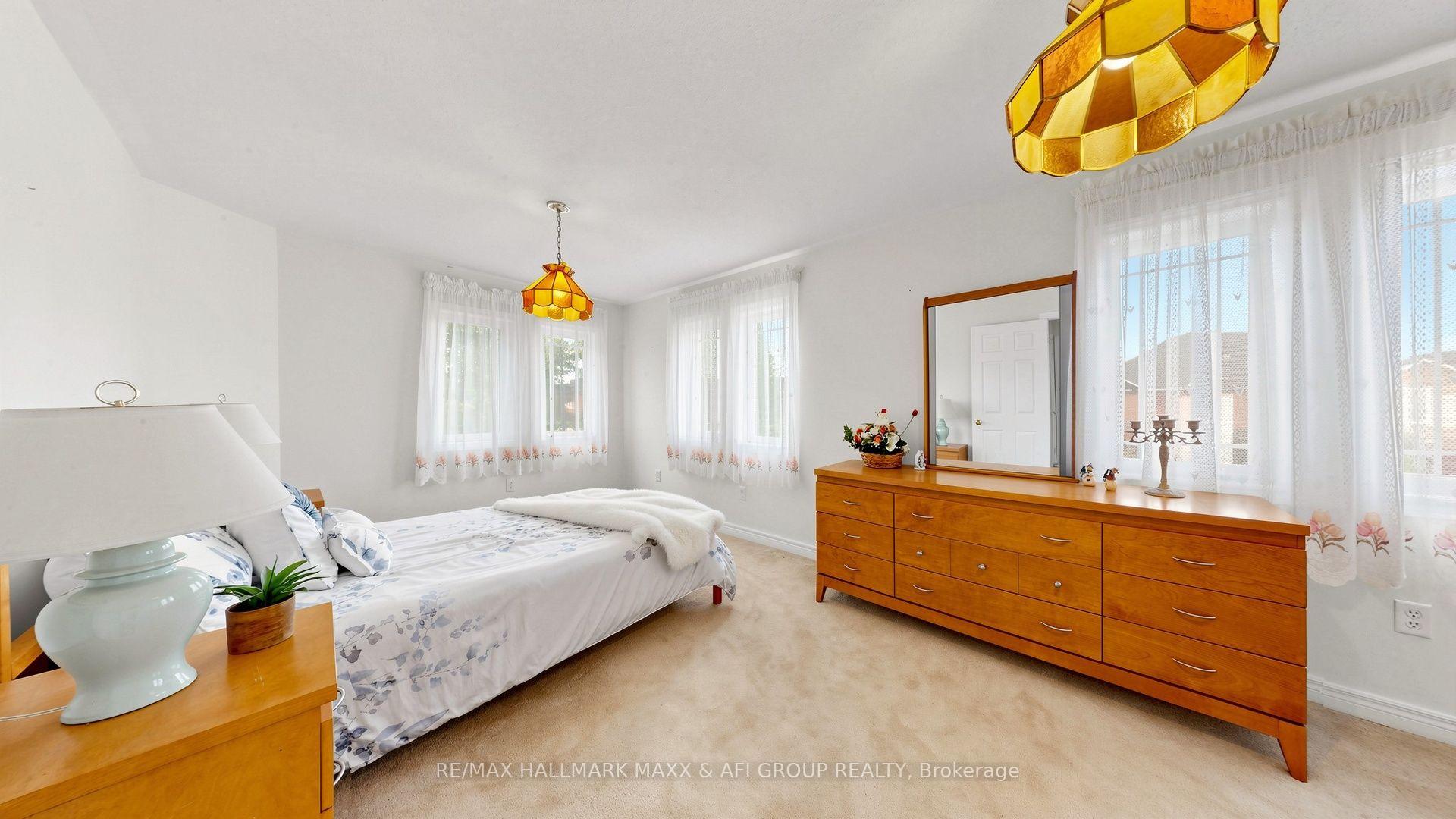 Photo 31 of 33 Amethyst Drive, Richmond Hill, Rouge Woods — HOMEH