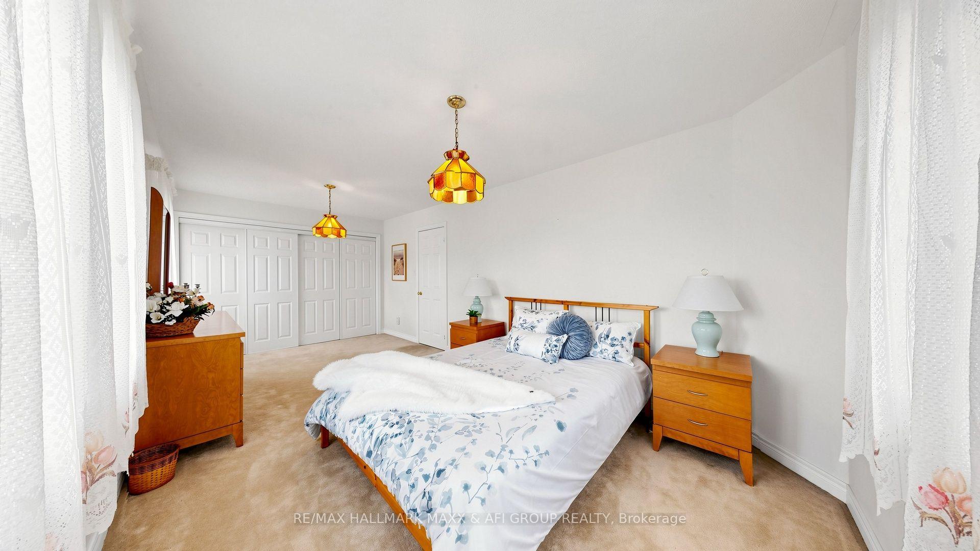 Photo 32 of 33 Amethyst Drive, Richmond Hill, Rouge Woods — HOMEH