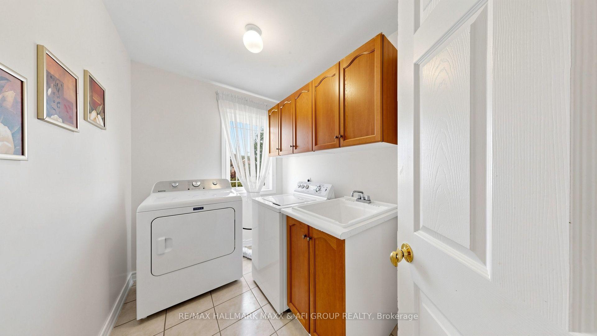 Photo 35 of 33 Amethyst Drive, Richmond Hill, Rouge Woods — HOMEH