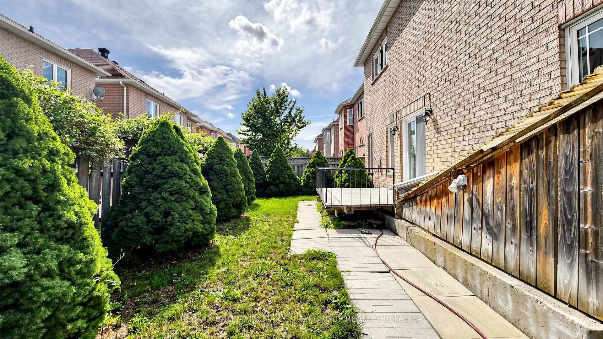 Photo 48 of 33 Amethyst Drive, Richmond Hill, Rouge Woods — HOMEH