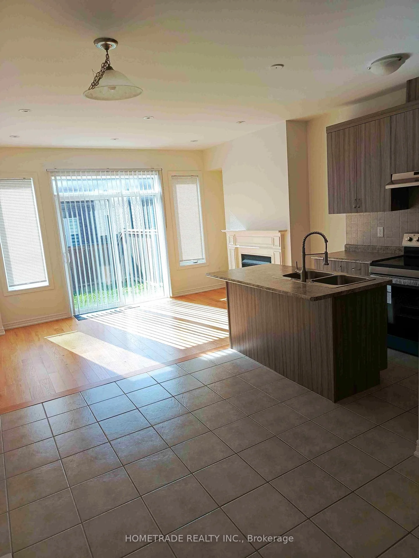 Photo 10 of 55 Ivor Crescent, Brampton, Northwest Brampton — HOMEH