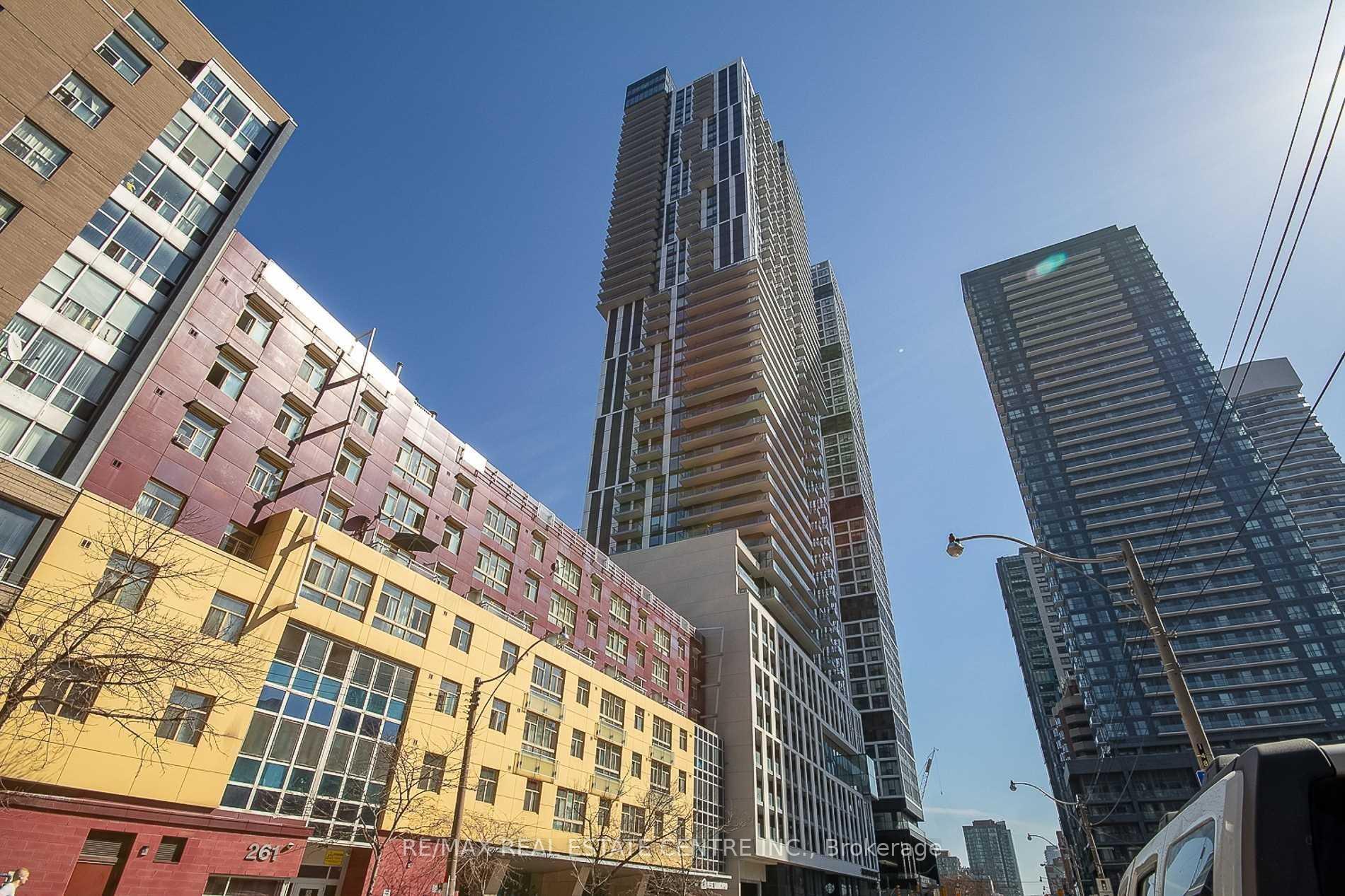 Photo of Unit 4709, 251 Jarvis Street