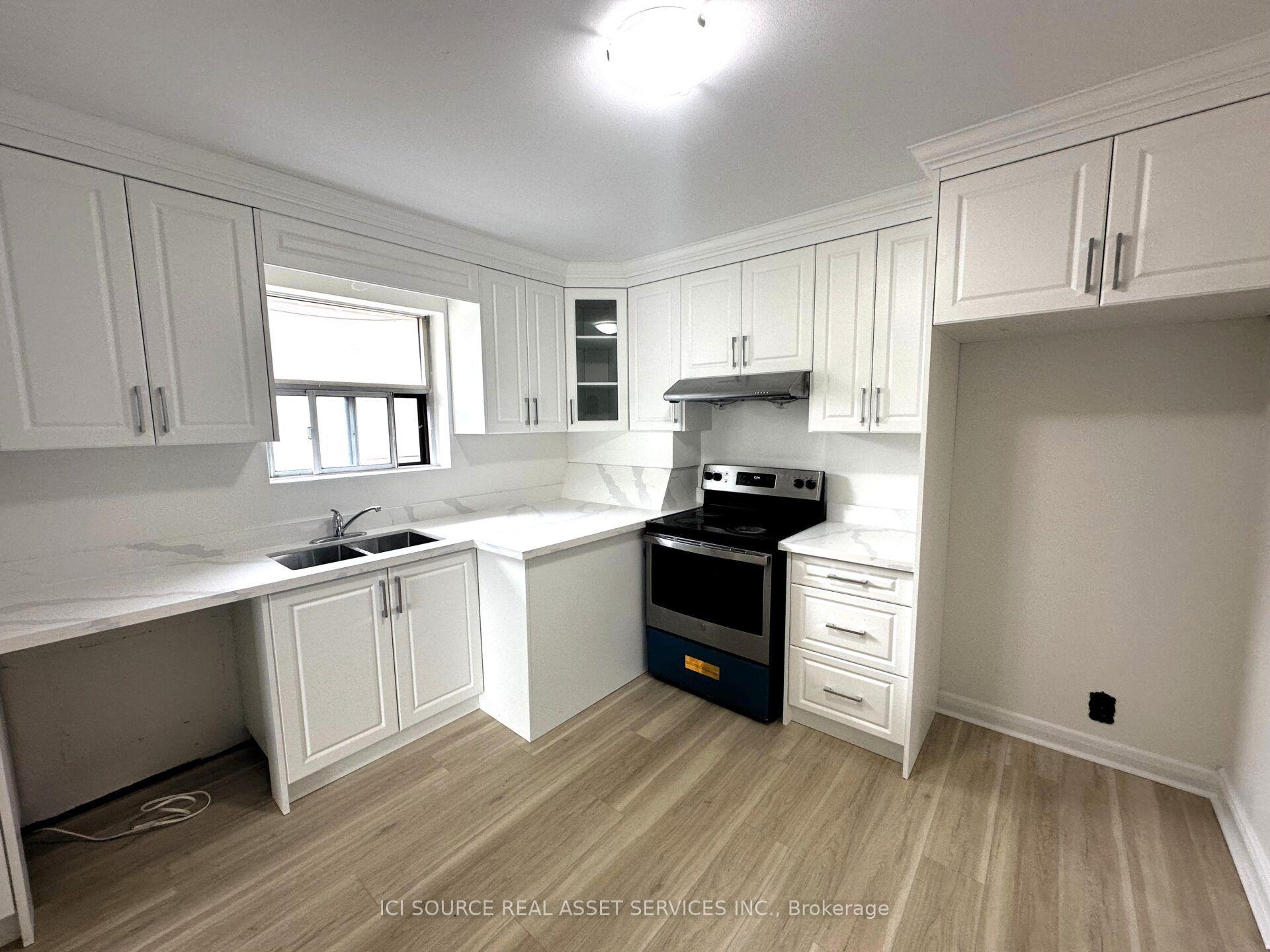 Photo 8 of Unit Main Fl, 36 Hinton Road, Etobicoke, Rexdale-Kipling — HOMEH