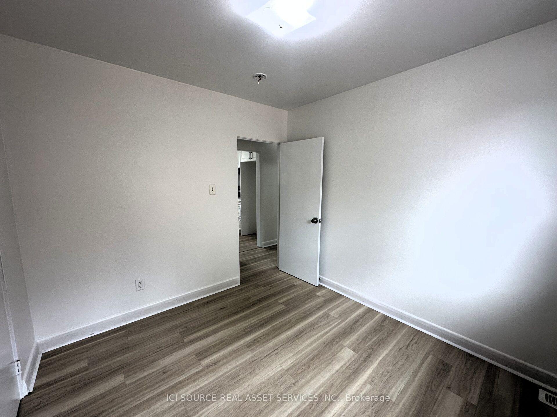 Photo 10 of Unit Main Fl, 36 Hinton Road, Etobicoke, Rexdale-Kipling — HOMEH