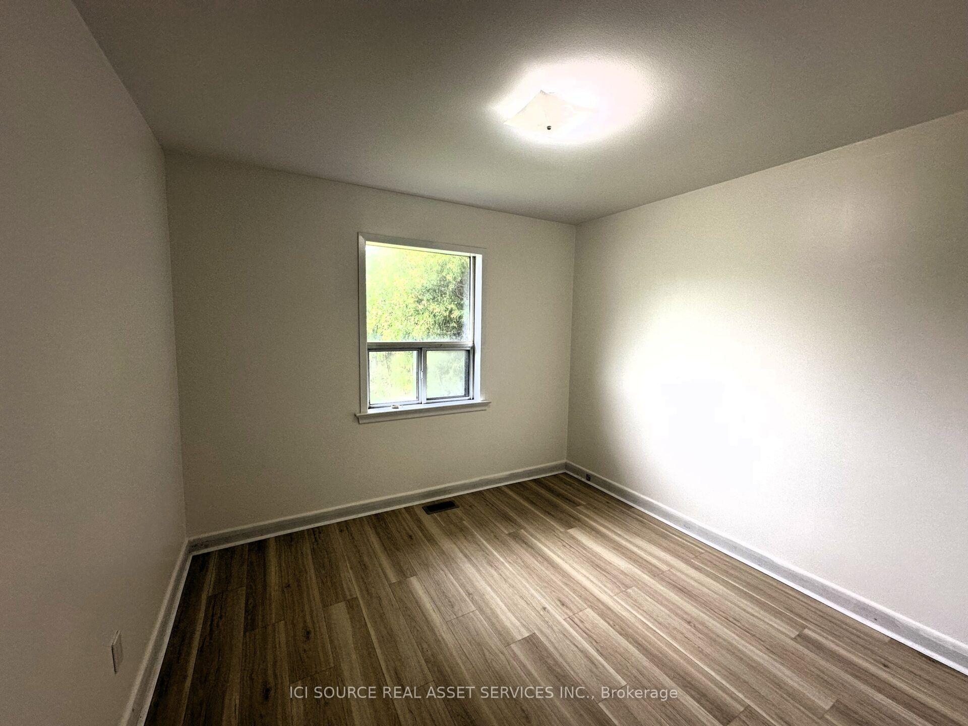 Photo 11 of Unit Main Fl, 36 Hinton Road, Etobicoke, Rexdale-Kipling — HOMEH