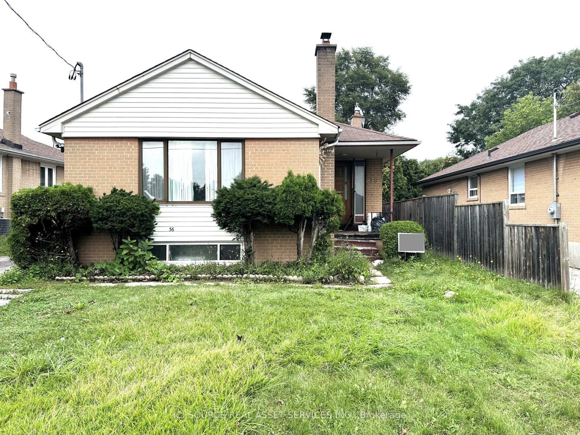 Photo 2 of Unit Main Fl, 36 Hinton Road, Etobicoke, Rexdale-Kipling — HOMEH