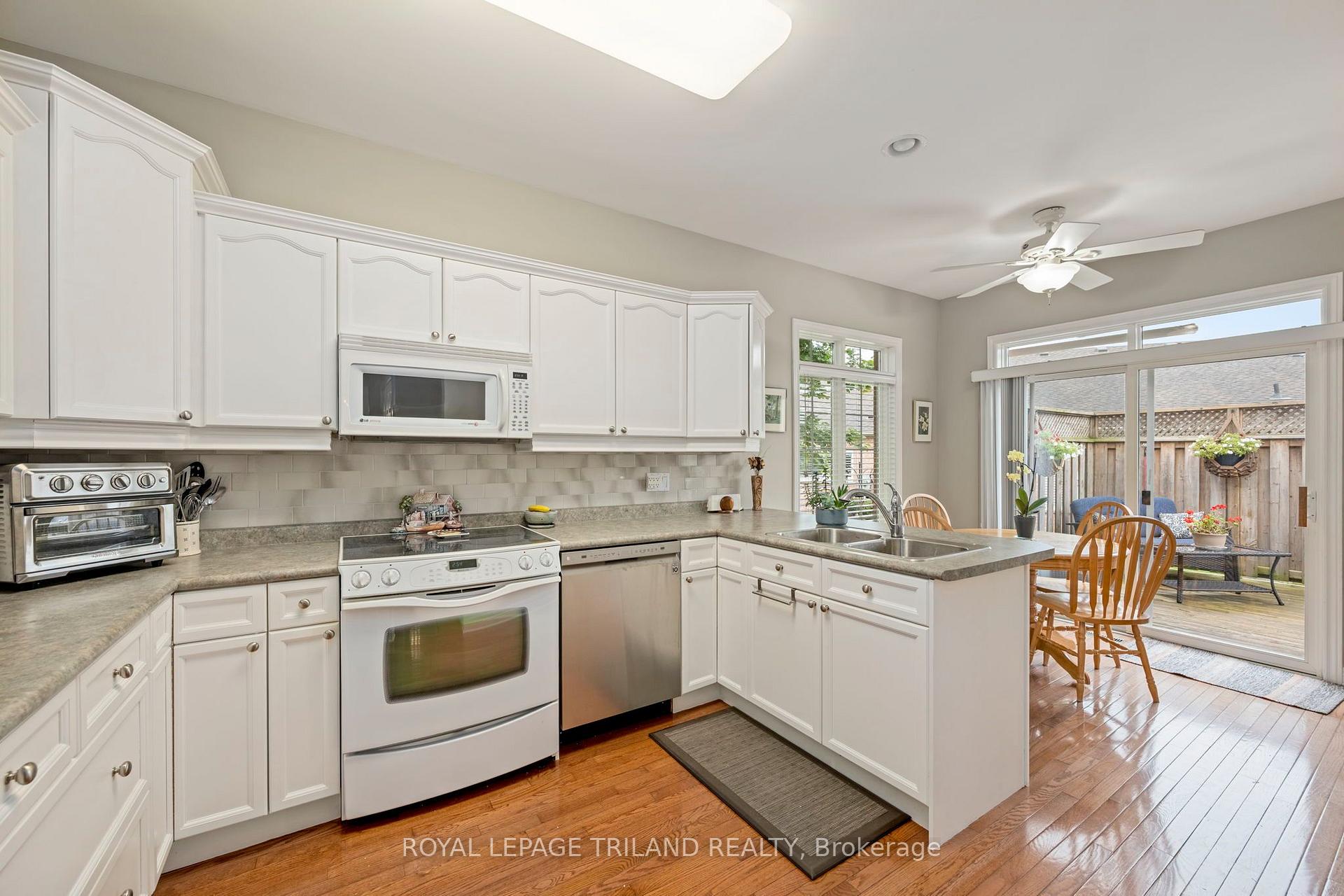 Photo 12 of Unit 252, 2025 Meadowgate Boulevard, London, South U — HOMEH