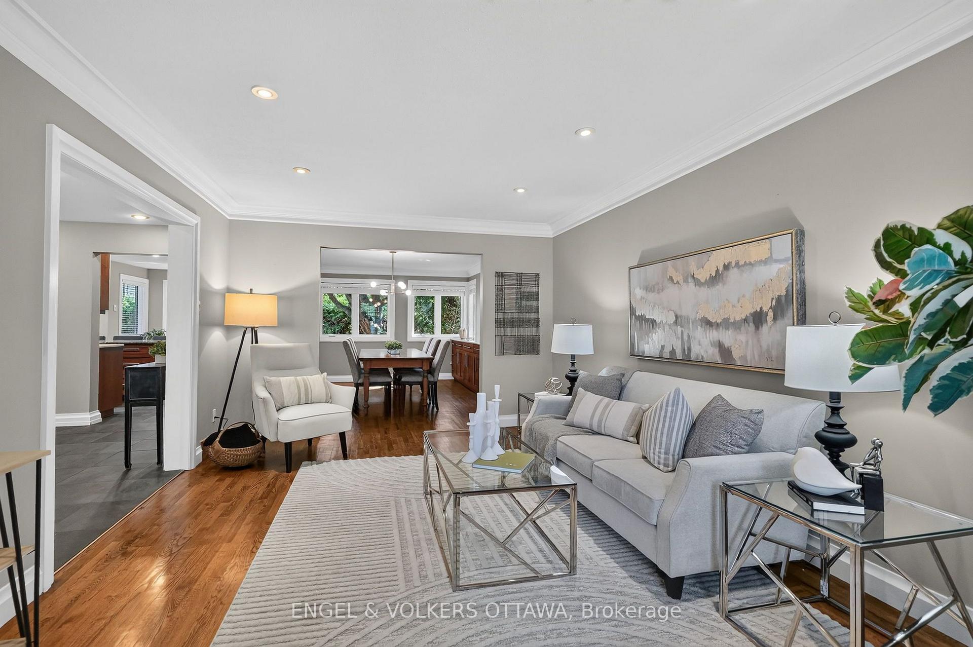 Photo 6 of 22 Lynhurst Avenue, Ottawa, Mooneys Bay/Riverside Park — HOMEH