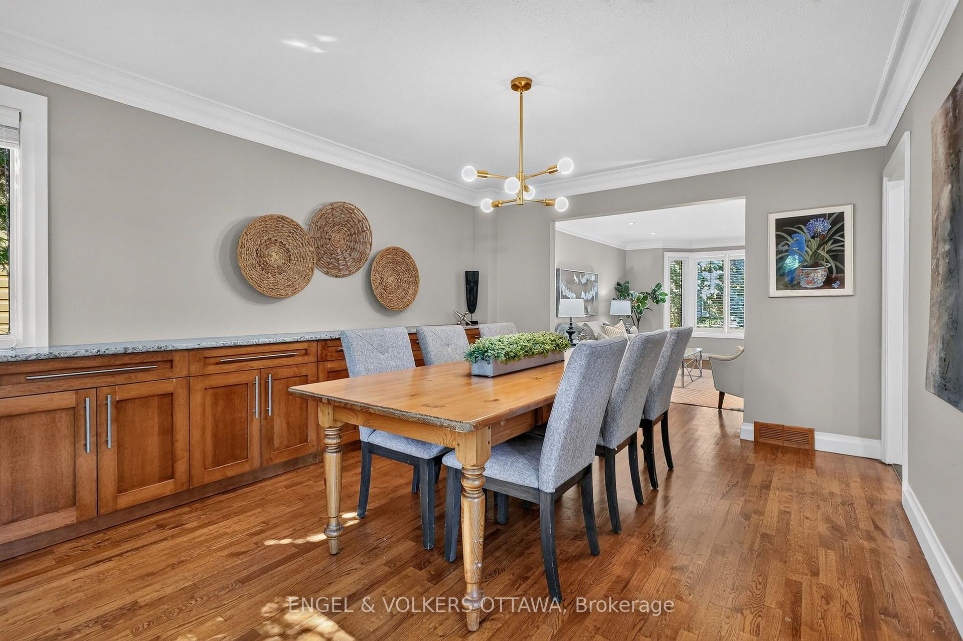 Photo 8 of 22 Lynhurst Avenue, Ottawa, Mooneys Bay/Riverside Park — HOMEH