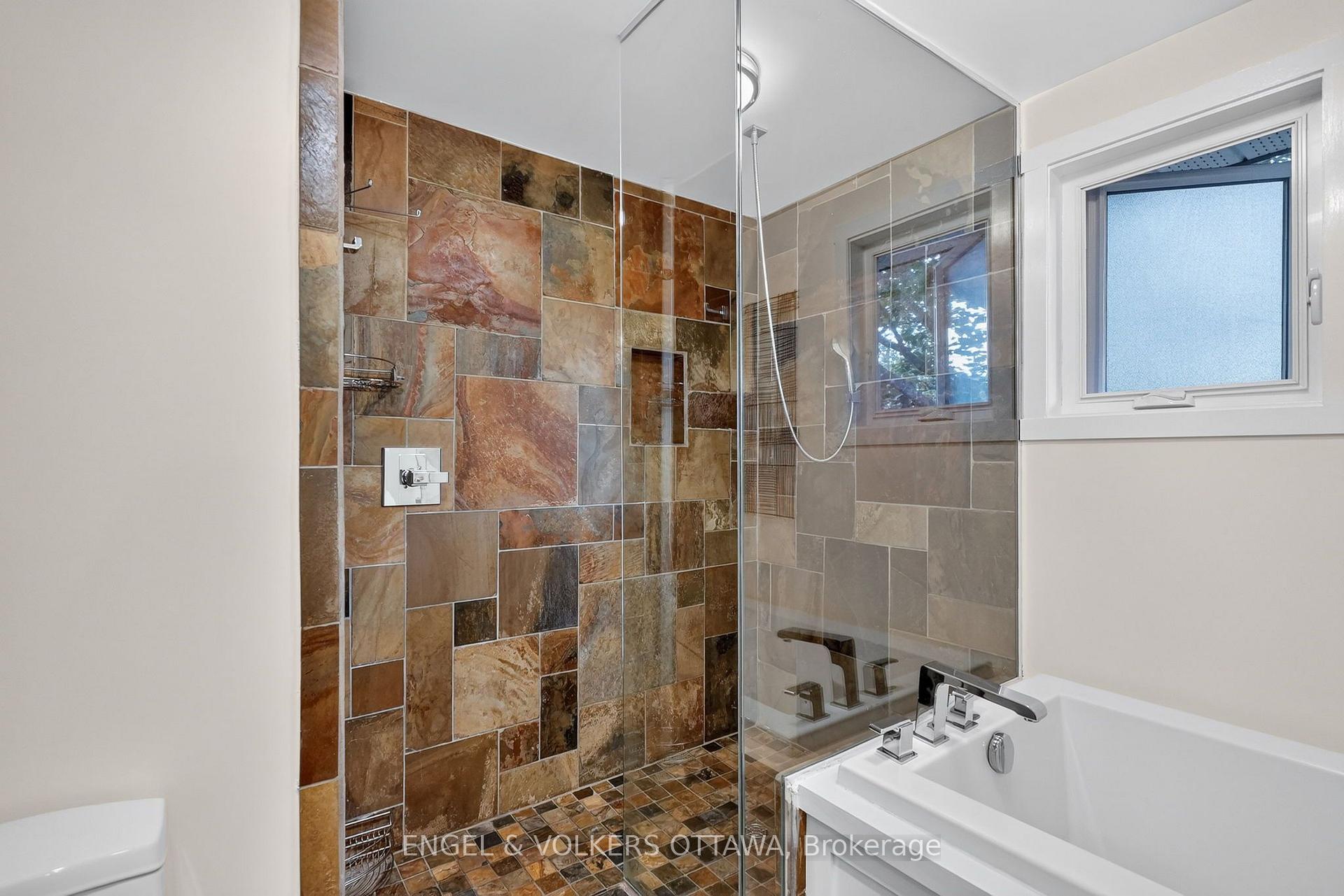 Photo 23 of 22 Lynhurst Avenue, Ottawa, Mooneys Bay/Riverside Park — HOMEH