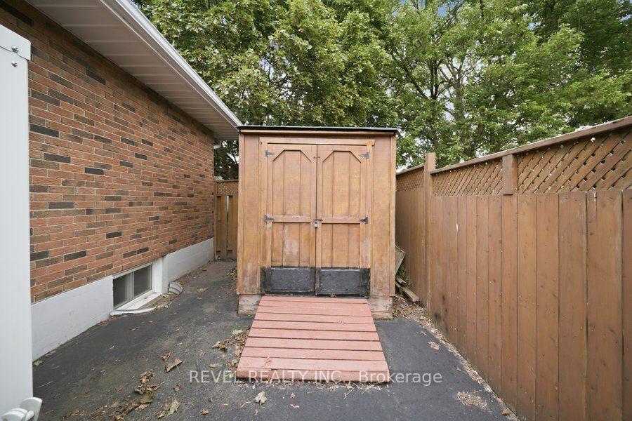 Photo 6 of 115 Tenth Avenue, Brantford, Eagle Place East — HOMEH