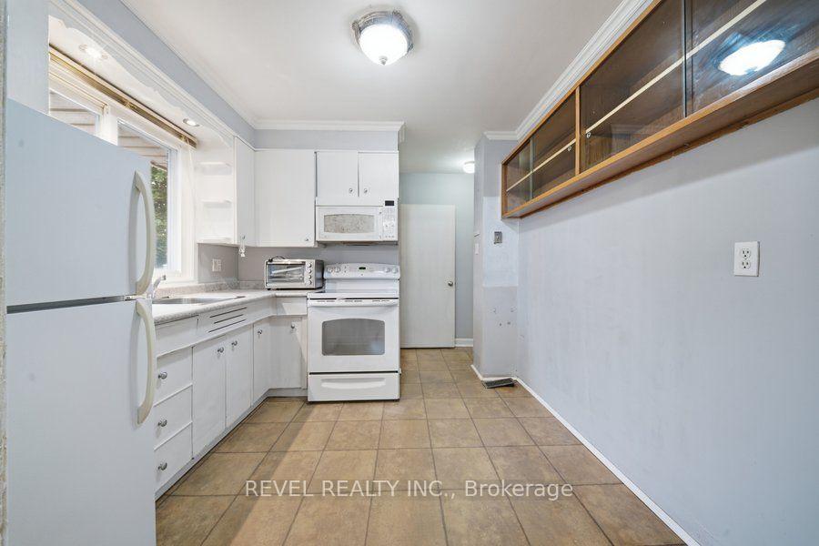 Photo 13 of 115 Tenth Avenue, Brantford, Eagle Place East — HOMEH