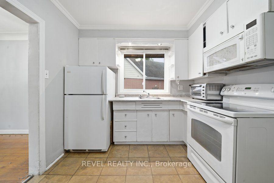 Photo 14 of 115 Tenth Avenue, Brantford, Eagle Place East — HOMEH