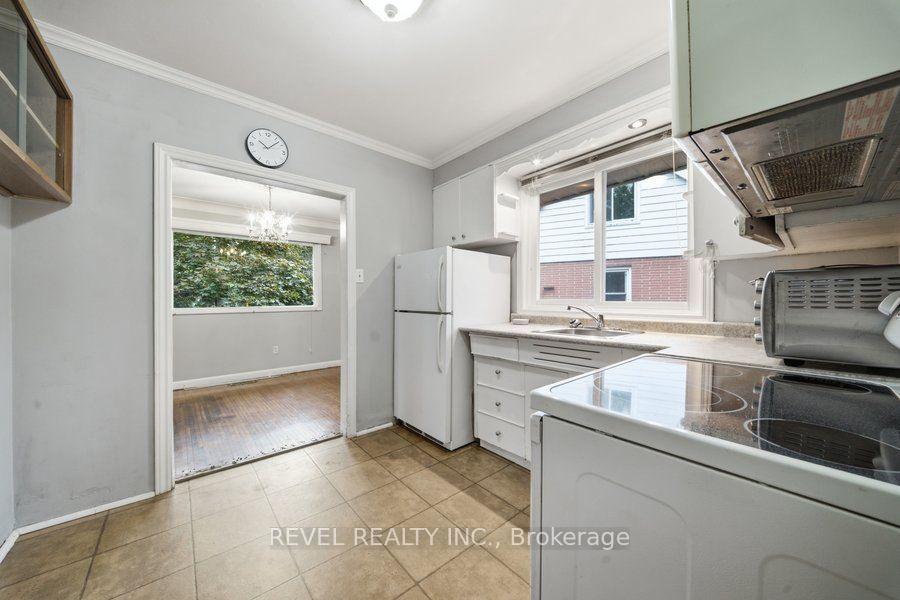 Photo 15 of 115 Tenth Avenue, Brantford, Eagle Place East — HOMEH