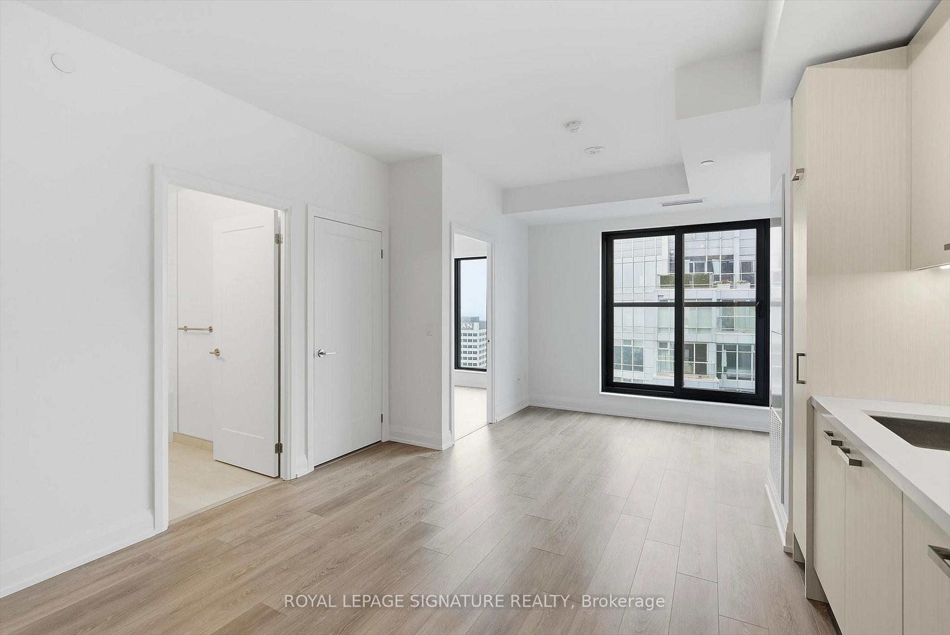 Photo 8 of Unit 3409, 20 Soudan Avenue, Toronto, Mount Pleasant West — HOMEH