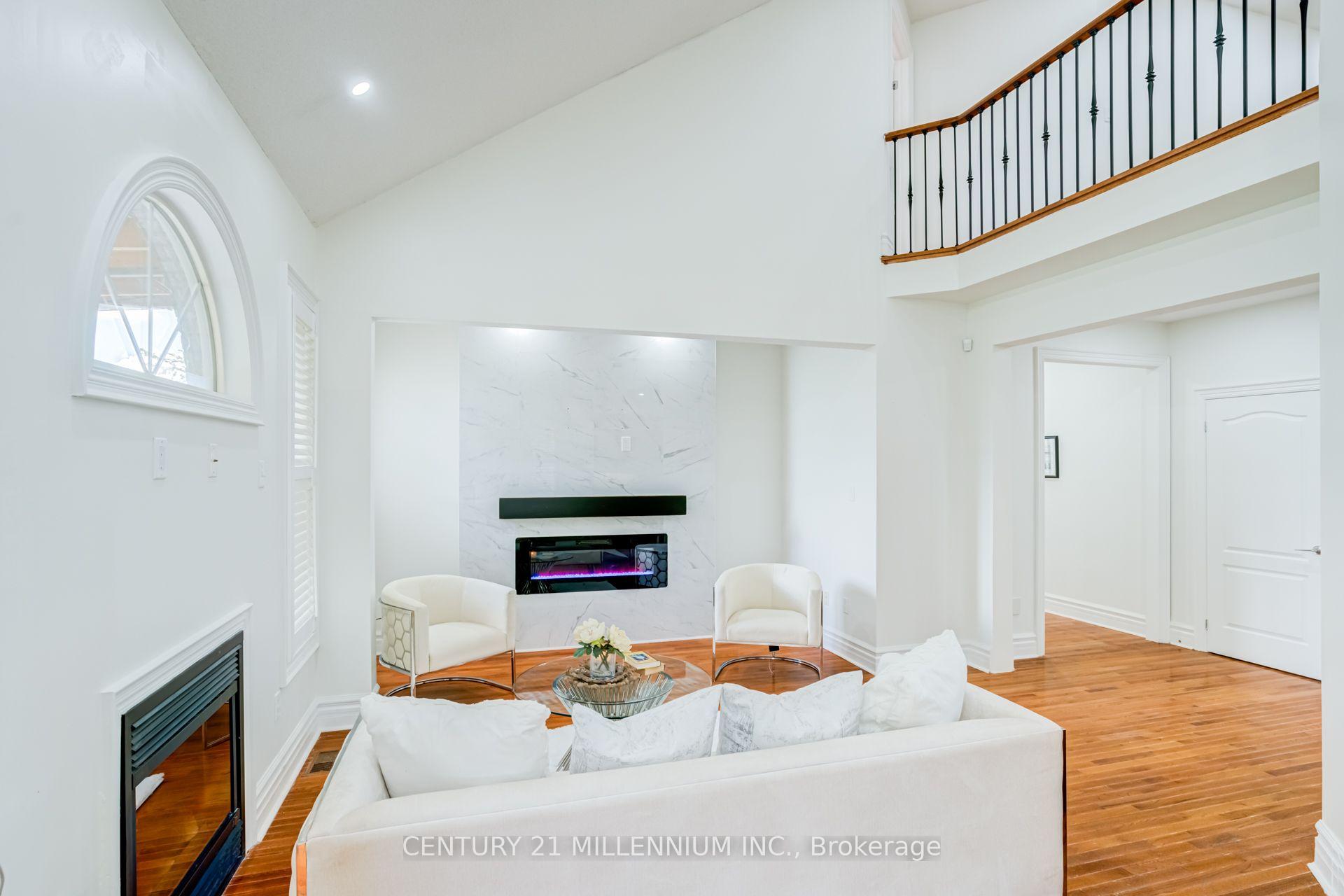 Photo 18 of 102 Southlake Boulevard, Brampton, Madoc — HOMEH