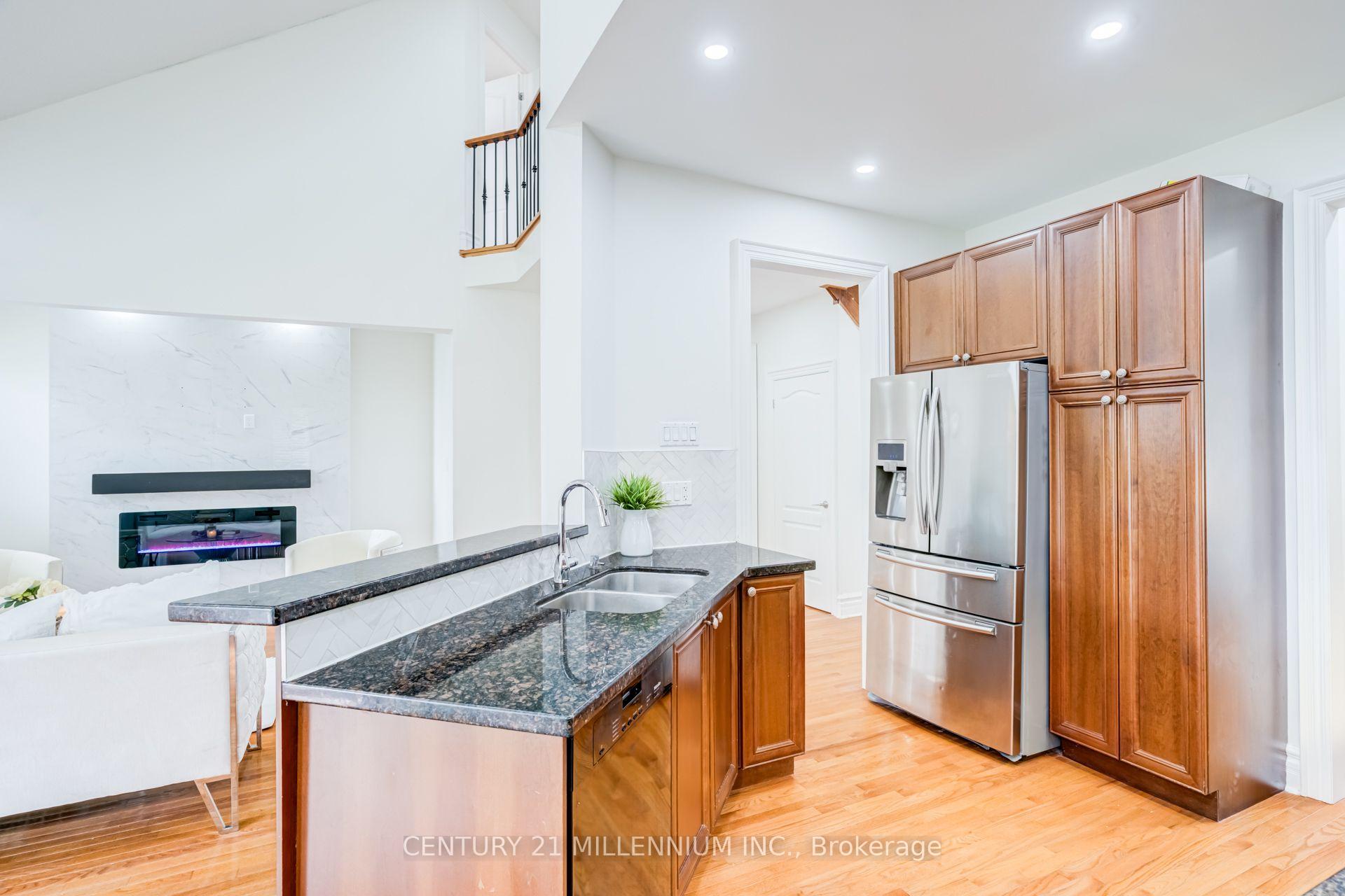 Photo 24 of 102 Southlake Boulevard, Brampton, Madoc — HOMEH