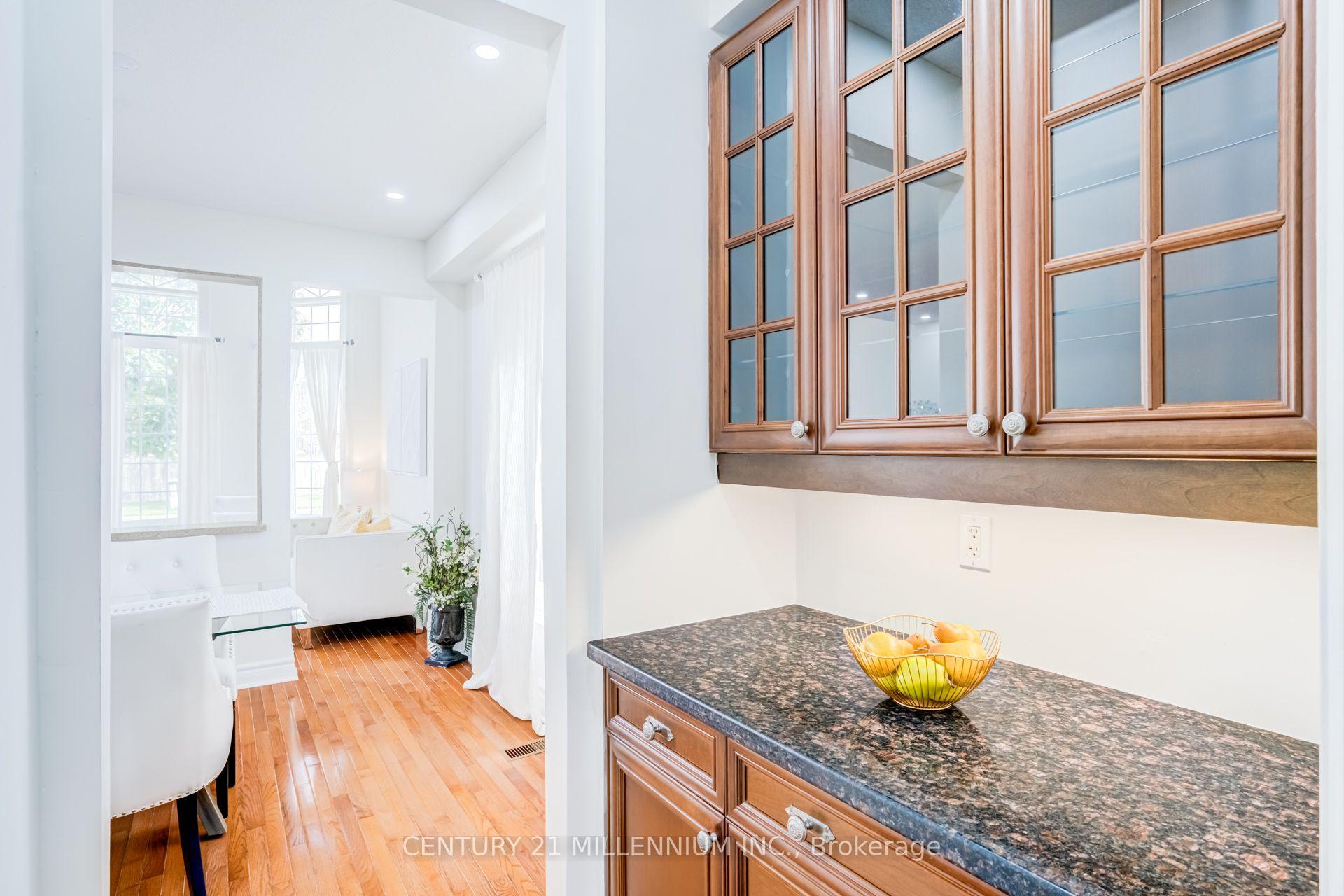 Photo 27 of 102 Southlake Boulevard, Brampton, Madoc — HOMEH