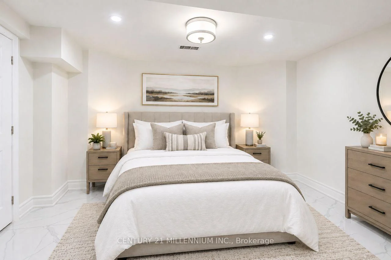 Photo 45 of 102 Southlake Boulevard, Brampton, Madoc — HOMEH