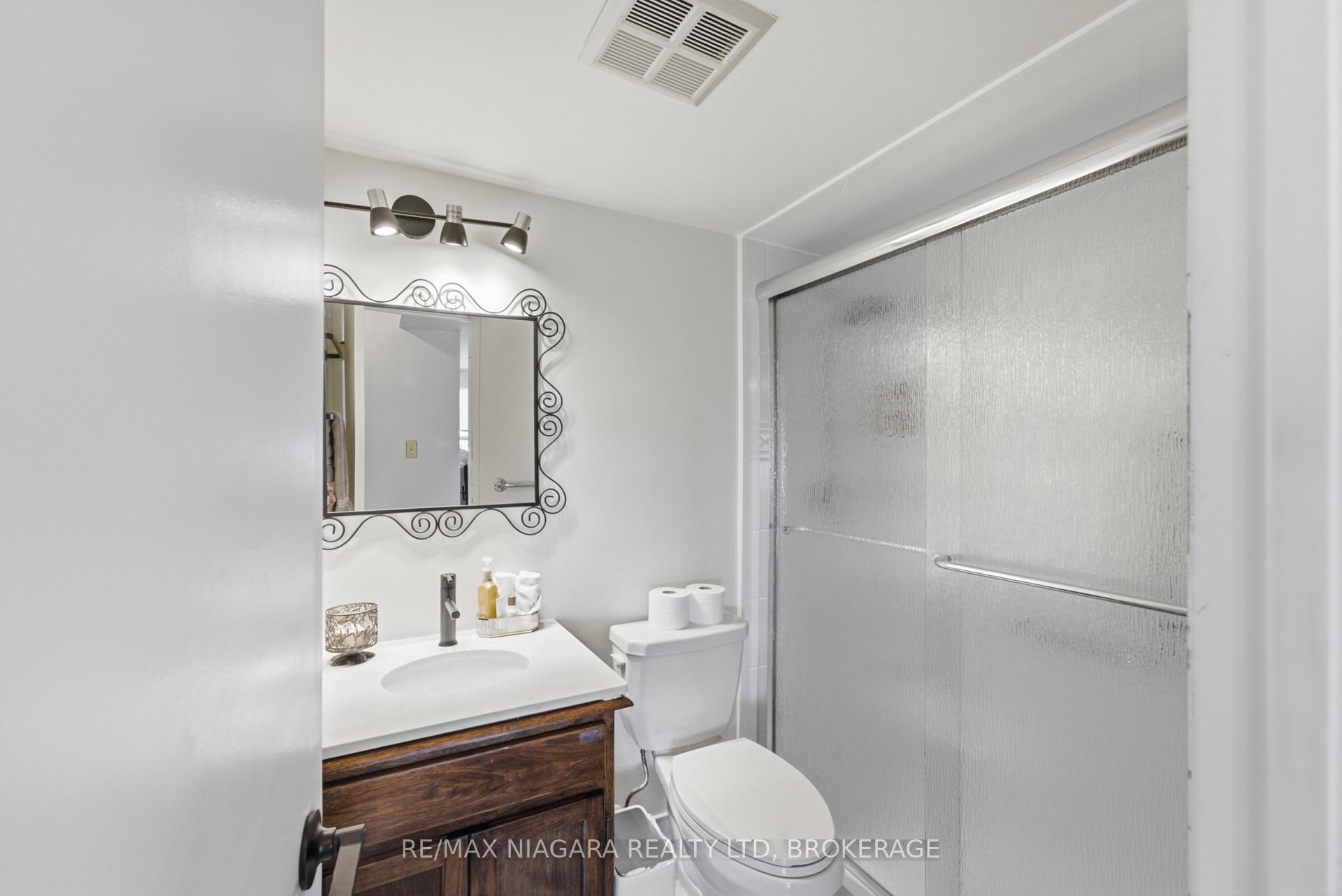 Photo 18 of Unit 411, 7 Gale Crescent, St. Catharines, E. Chester — HOMEH