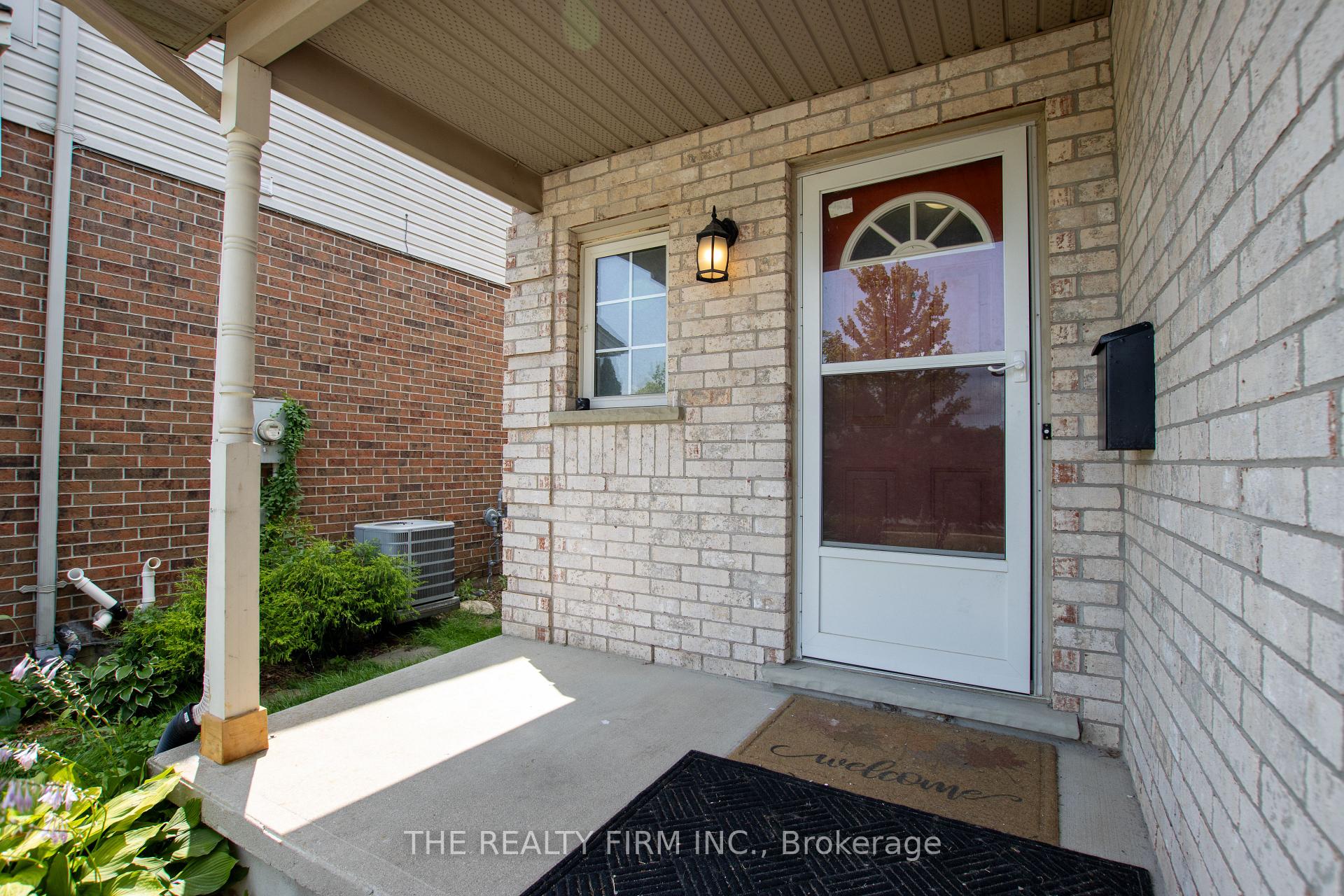 Photo 2 of 382 Lighthouse Road, London, South U — HOMEH