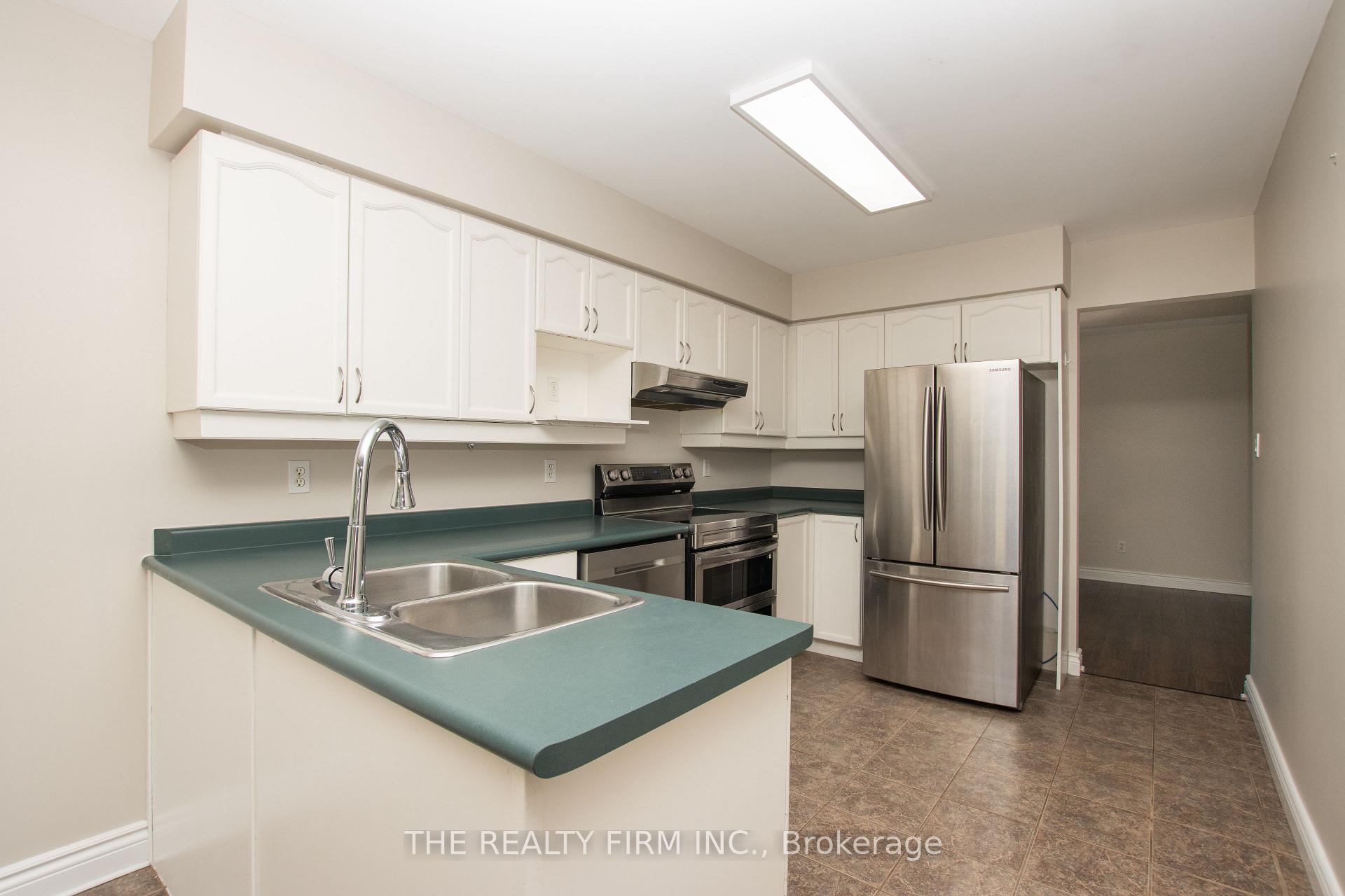 Photo 9 of 382 Lighthouse Road, London, South U — HOMEH
