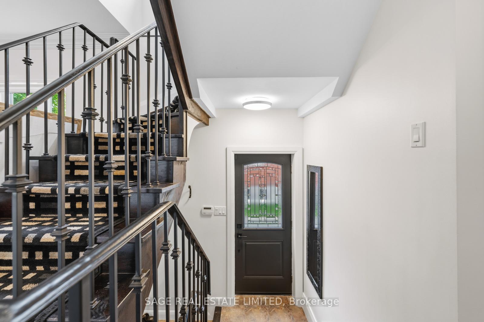 Photo 15 of 50 Northampton Drive, Etobicoke, Islington-City Centre West — HOMEH