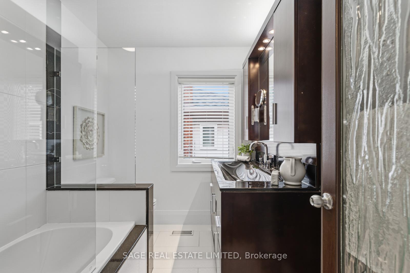 Photo 24 of 50 Northampton Drive, Etobicoke, Islington-City Centre West — HOMEH