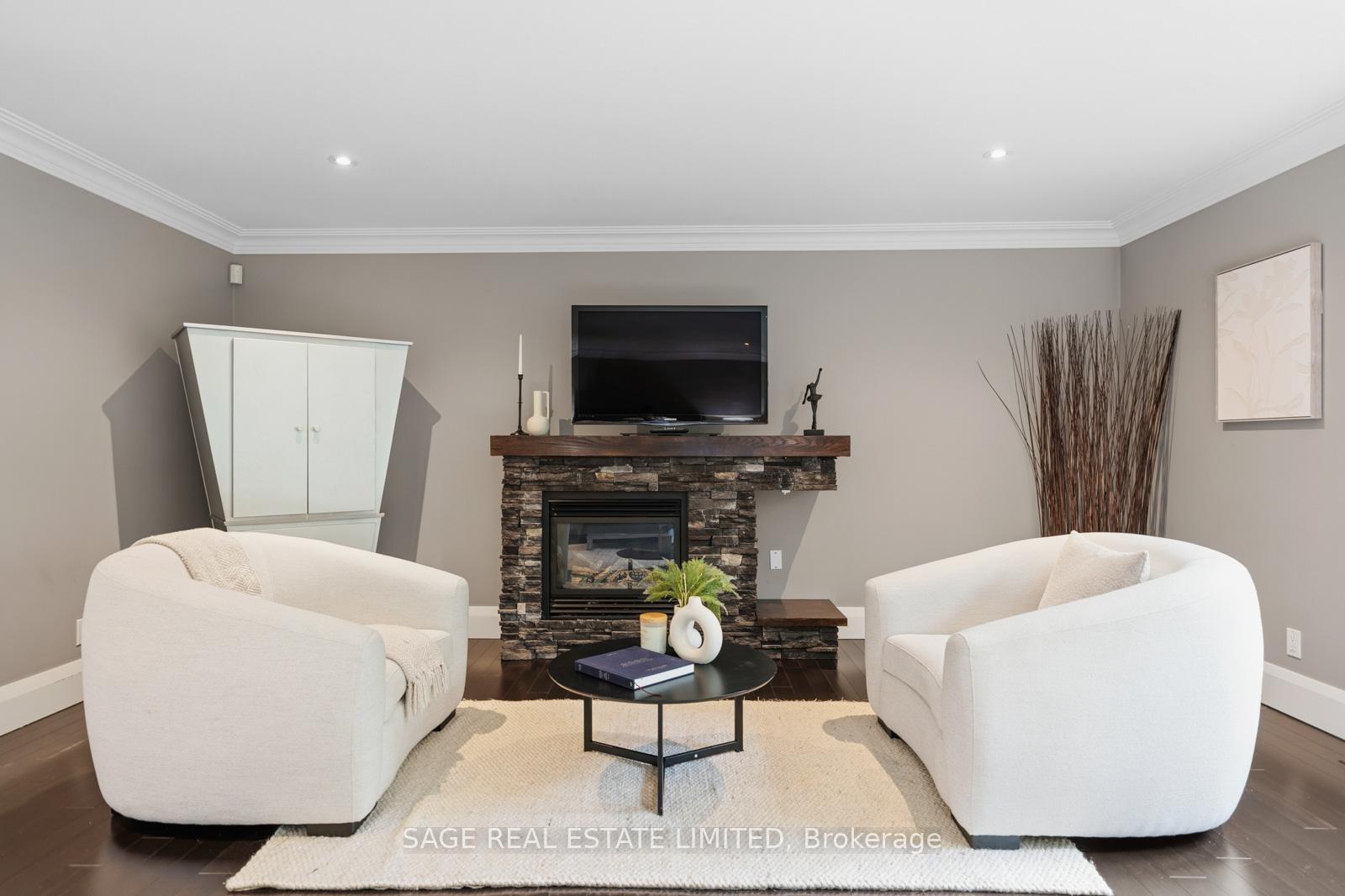 Photo 30 of 50 Northampton Drive, Etobicoke, Islington-City Centre West — HOMEH